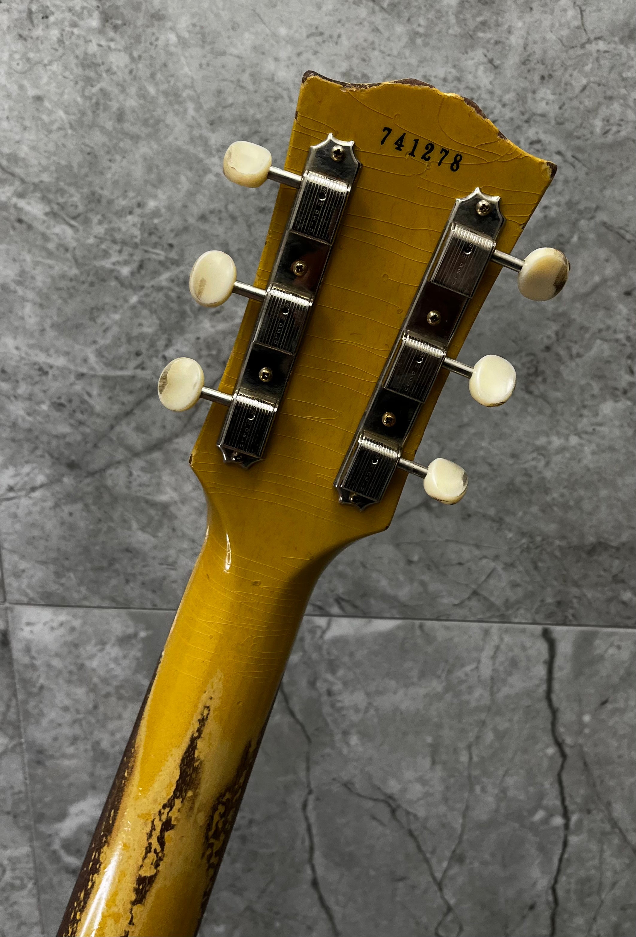 Gibson Custom Shop Murphy Lab 1957 Les Paul Junior Single Cut TV Yellow Heavy Aged - TV Yellow LPJRSC57HATVNH SERIAL NUMBER 741278 - 7 LBS 9 OZ