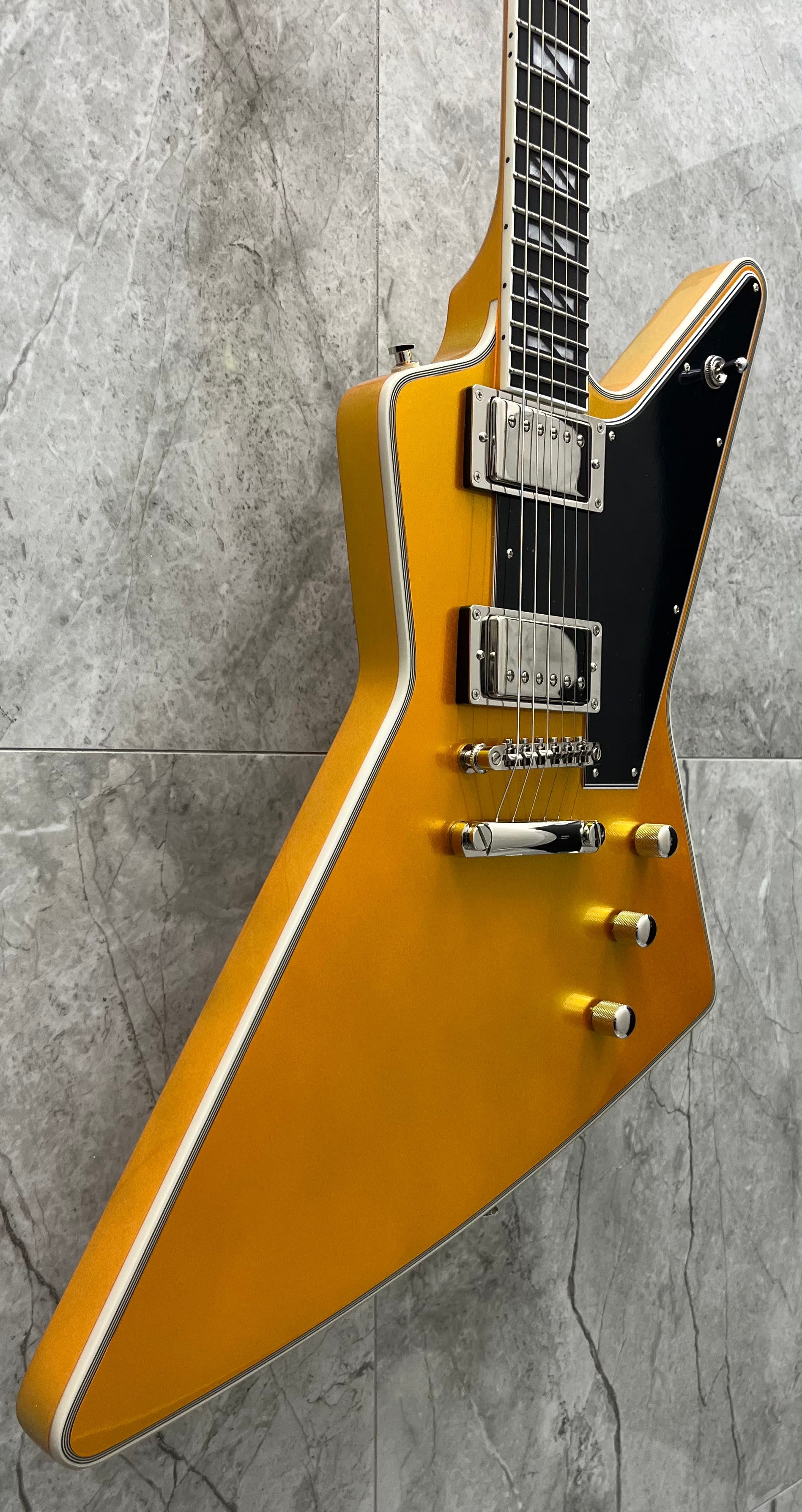 Epiphone Futura Explorer Custom W/ Stainless Steel Frets and Gig Bag Firestorm Shift EIFEXCFSSNH