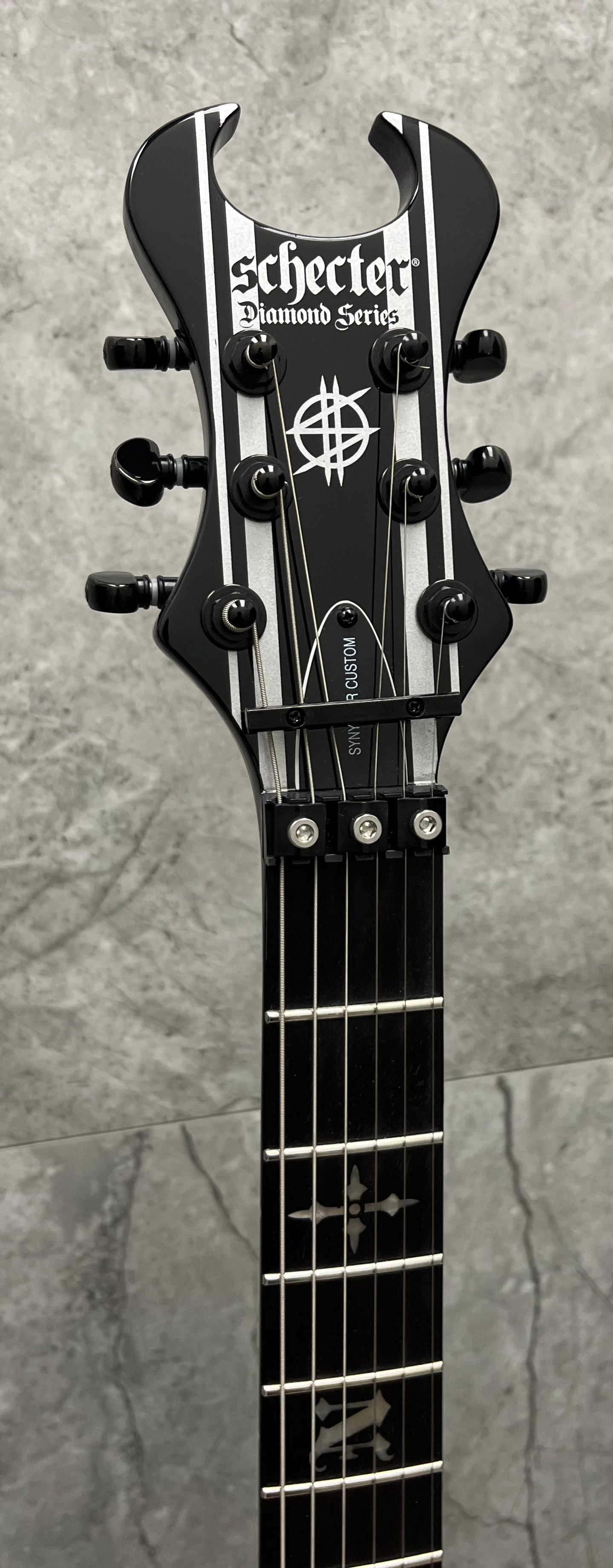 SCHECTER Synyster Custom Gloss Black with Silver Pin Stripes 1740-SHC