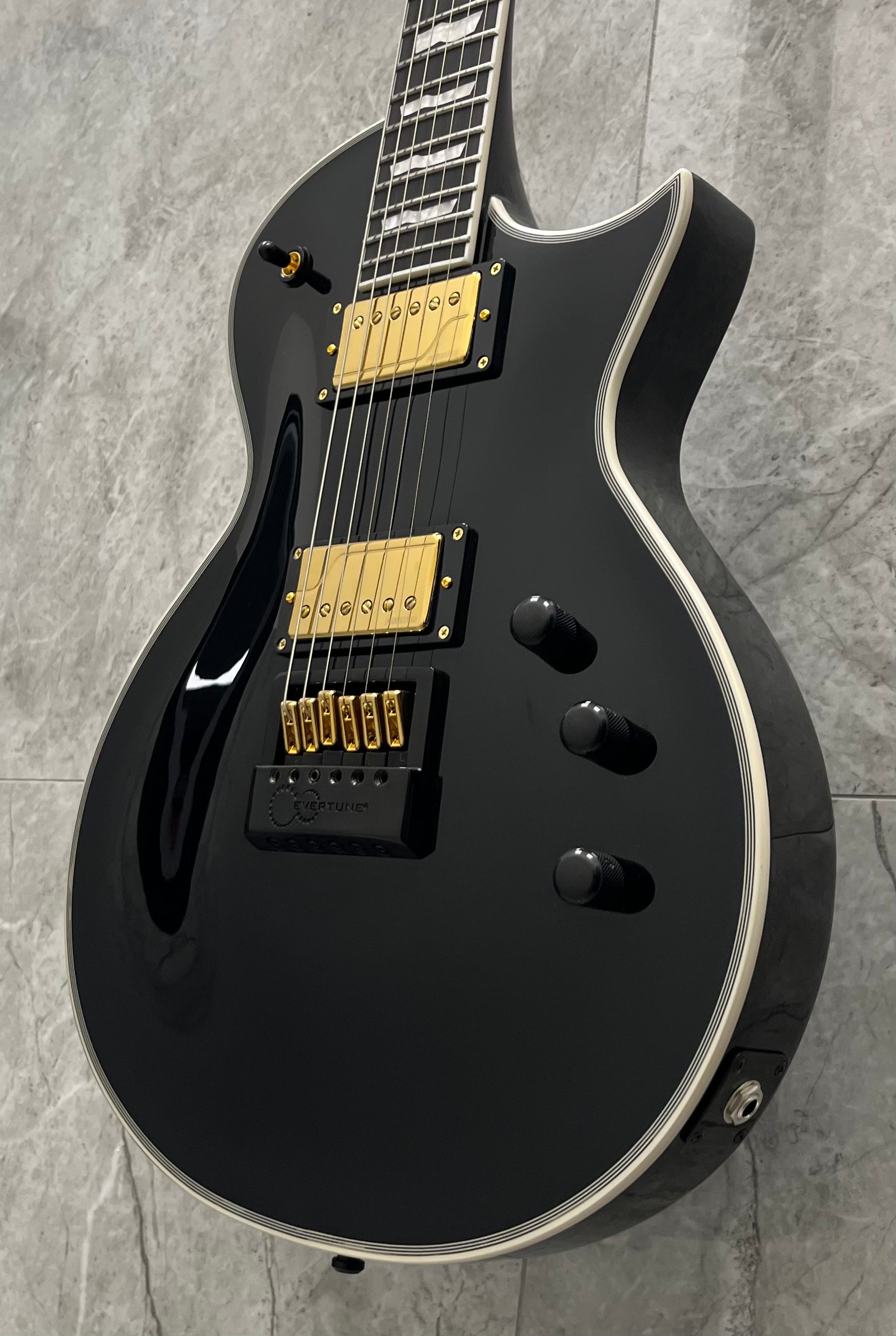 ESP E-II EII MADE IN JAPAN Eclipse Full Thickness Evertune Black EIIECFTETBLK SERIAL NUMBER ES0812233 - 8.4 LBS