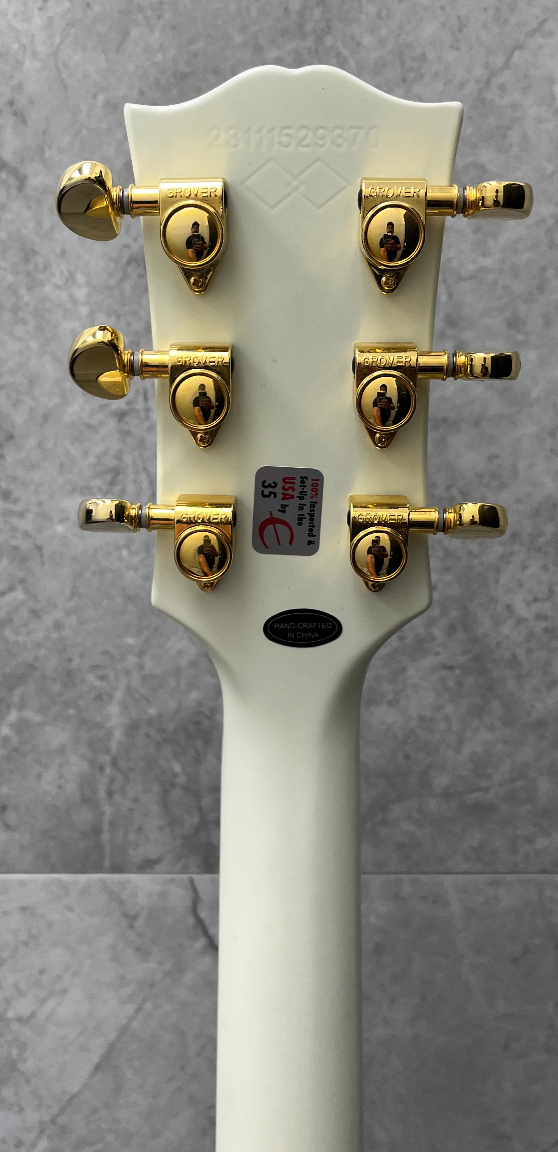 Epiphone GIBSON HEADSTOCK 1963 Les Paul SG Custom with Maestro Vib L.A. Music