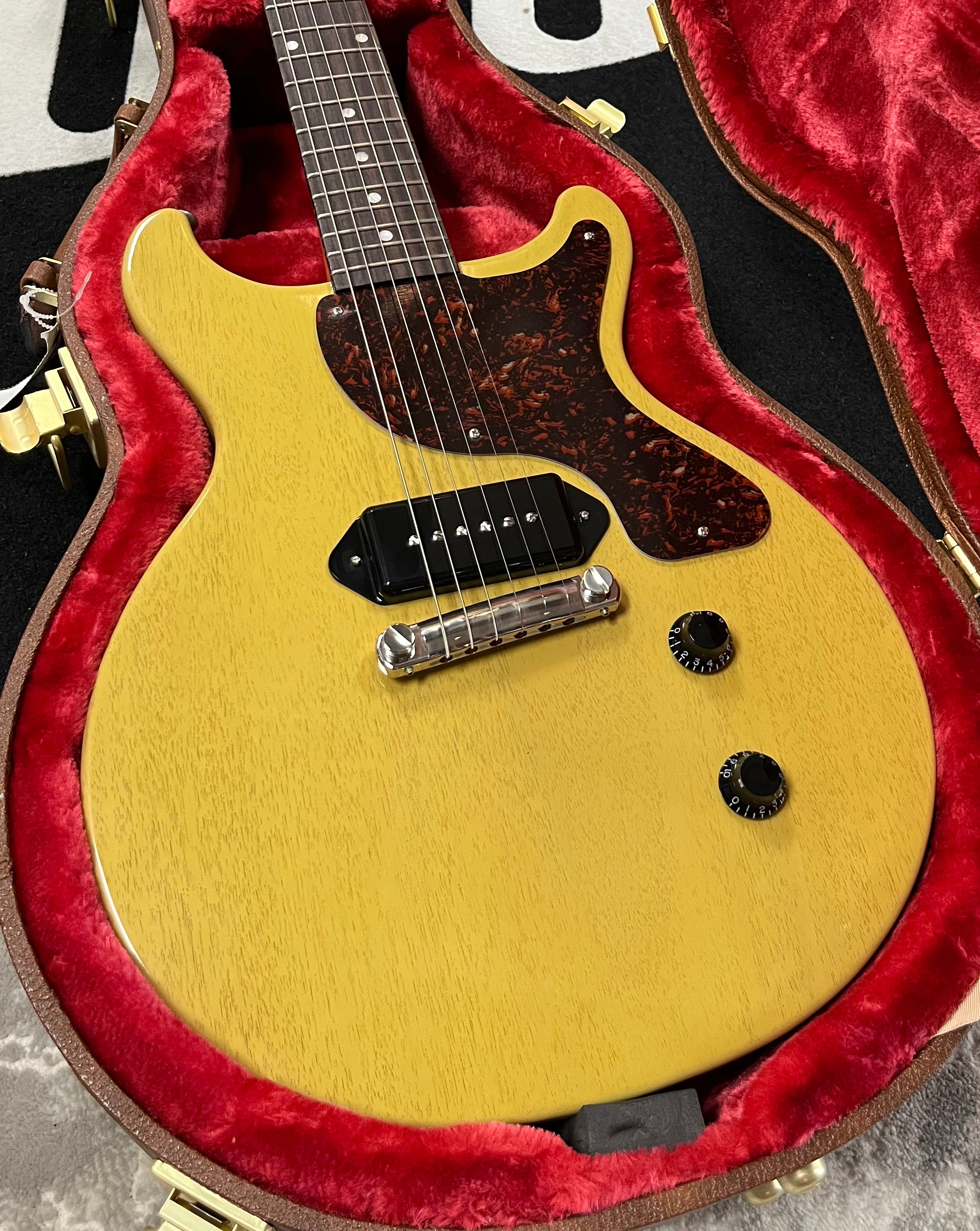 Gibson USA Les Paul JR Double Cut In TV Yellow With Hard Shell Case LPJDTORT24TVNH SERIAL NUMBER 229640235 - 6.4 LBS