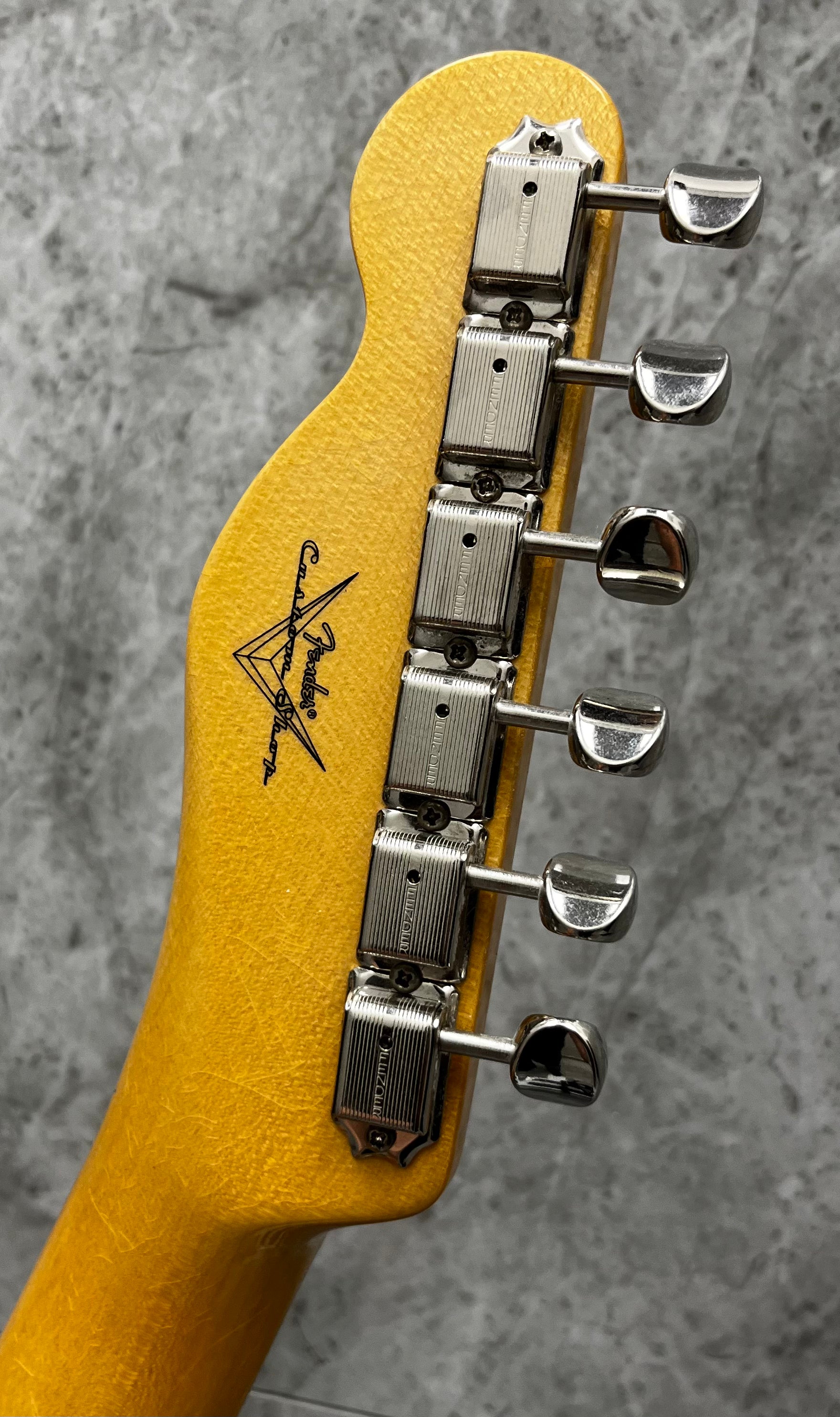Fender USA Custom Shop Postmodern Telecaster Deluxe Closet Classic Ebony Transparent 9235700250 SERIAL NUMBER R149592 - 6 LBS 10 OZ
