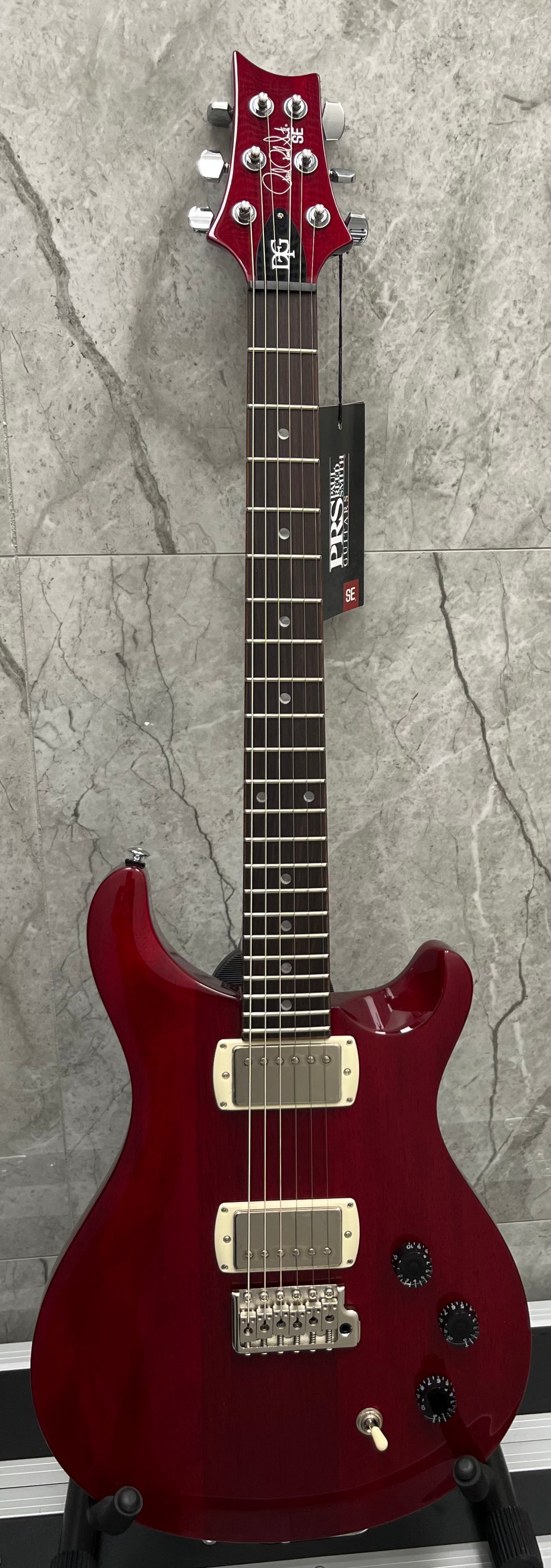 PRS Guitars SE DGT Standard Electric Guitar with Gigbag MOON INLAYS - Vintage Cherry 116011::VC SERIAL NUMBER CTIH036888 - 7 LBS 5 OZ