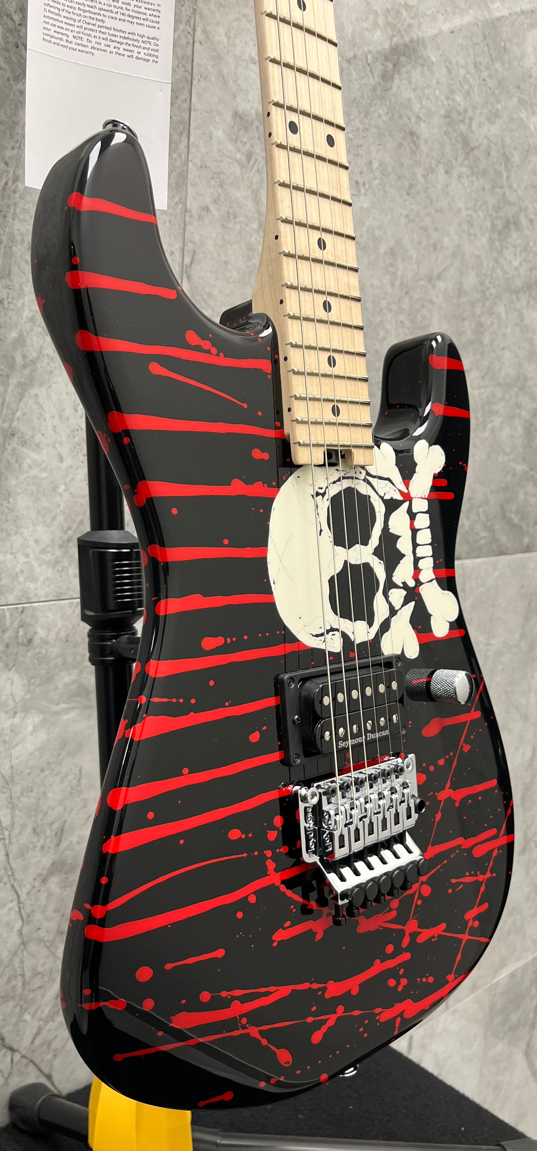 Charvel Pro Mod San Dimas Warren DeMartini Signature BLOOD AND SKULLS 2969171590 SERIAL NUMBER MC233011 - 7.8 LBS