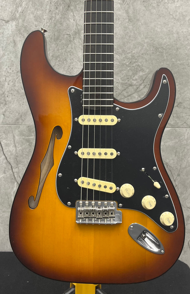 Fender！Stratocaster! FENDER Limited Edition Suona Stratocaster Thinline, Ebony