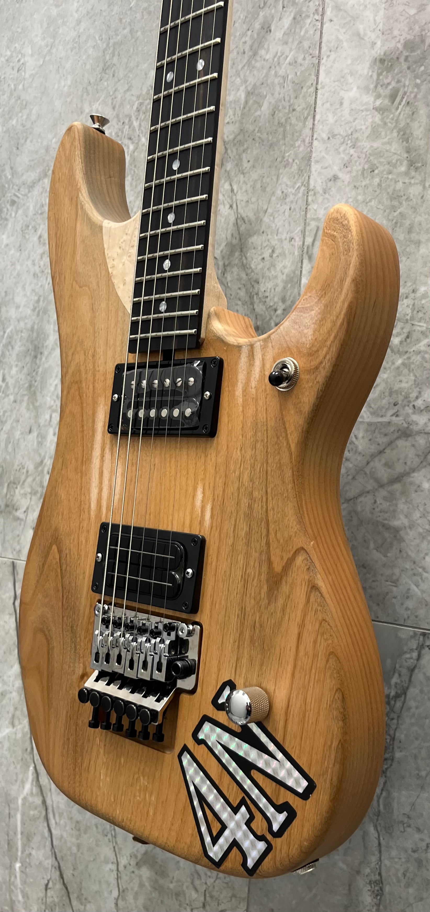 Washburn Nuno Bettencourt USA Series Electric Guitar With Hardcase, Matte Natural 4N-D SERIAL NUMBER 2510008 - 7.0 LBS