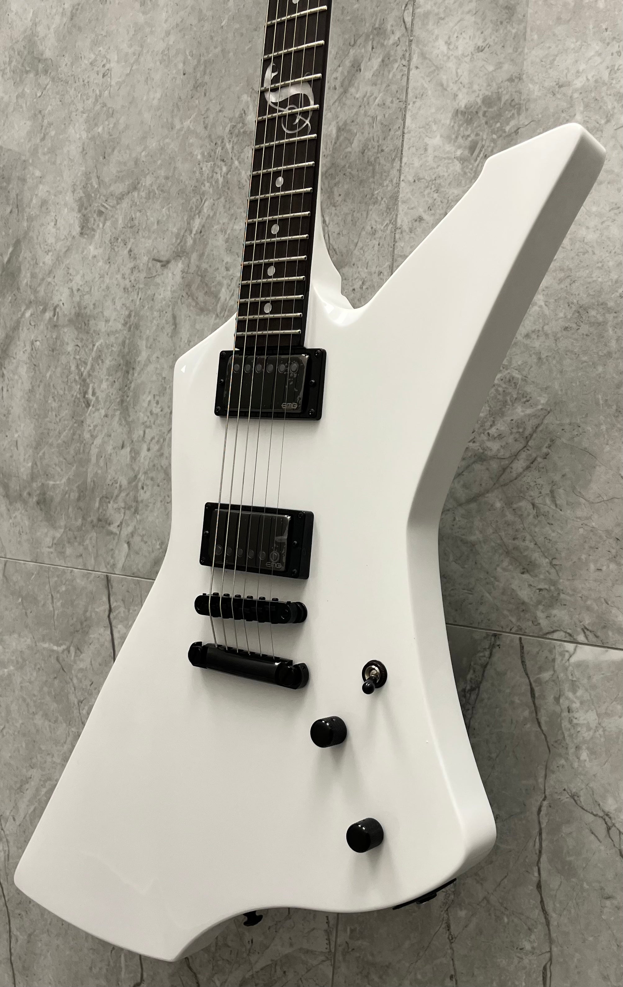 ESP LTD MADE IN KOREA James Hetfield Snakebyte Electric Guitar ESP LTD MADE IN KOREA James Hetfield Snakebyte Electric Guitar