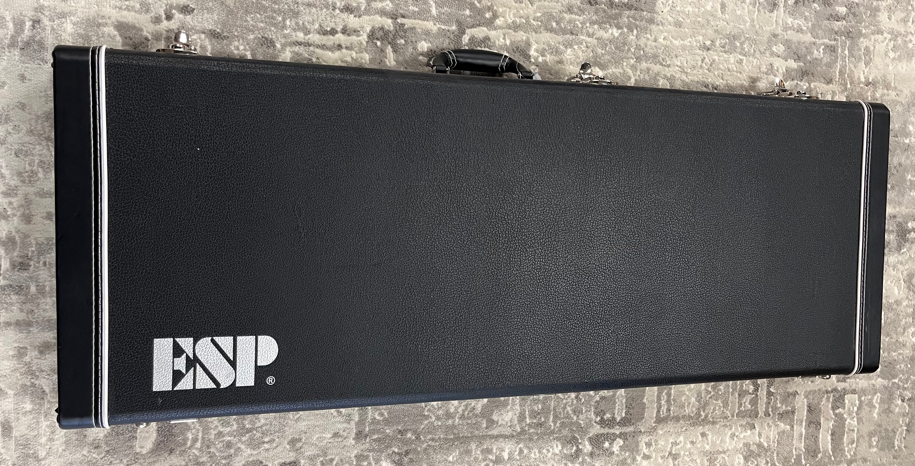 ESP E-II EII MADE IN JAPAN Eclipse Full Thickness Evertune Black EIIECFTETBLK SERIAL NUMBER ES0812233 - 8.4 LBS