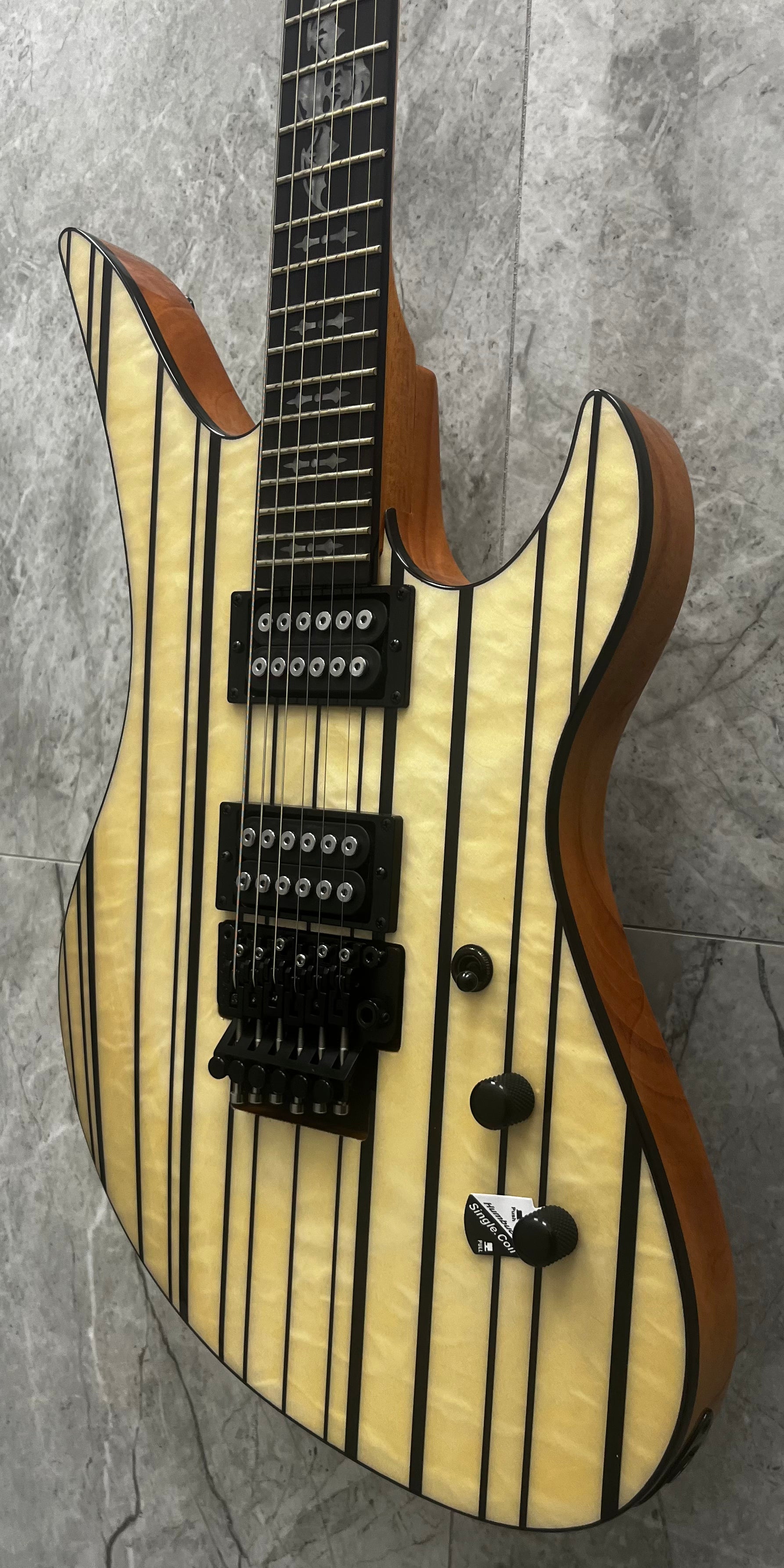 Schecter Synyster Standard Plus Gloss Natural 1752-SHC SERIAL NUMBER IM25120585 - 8 LBS 6 OZ