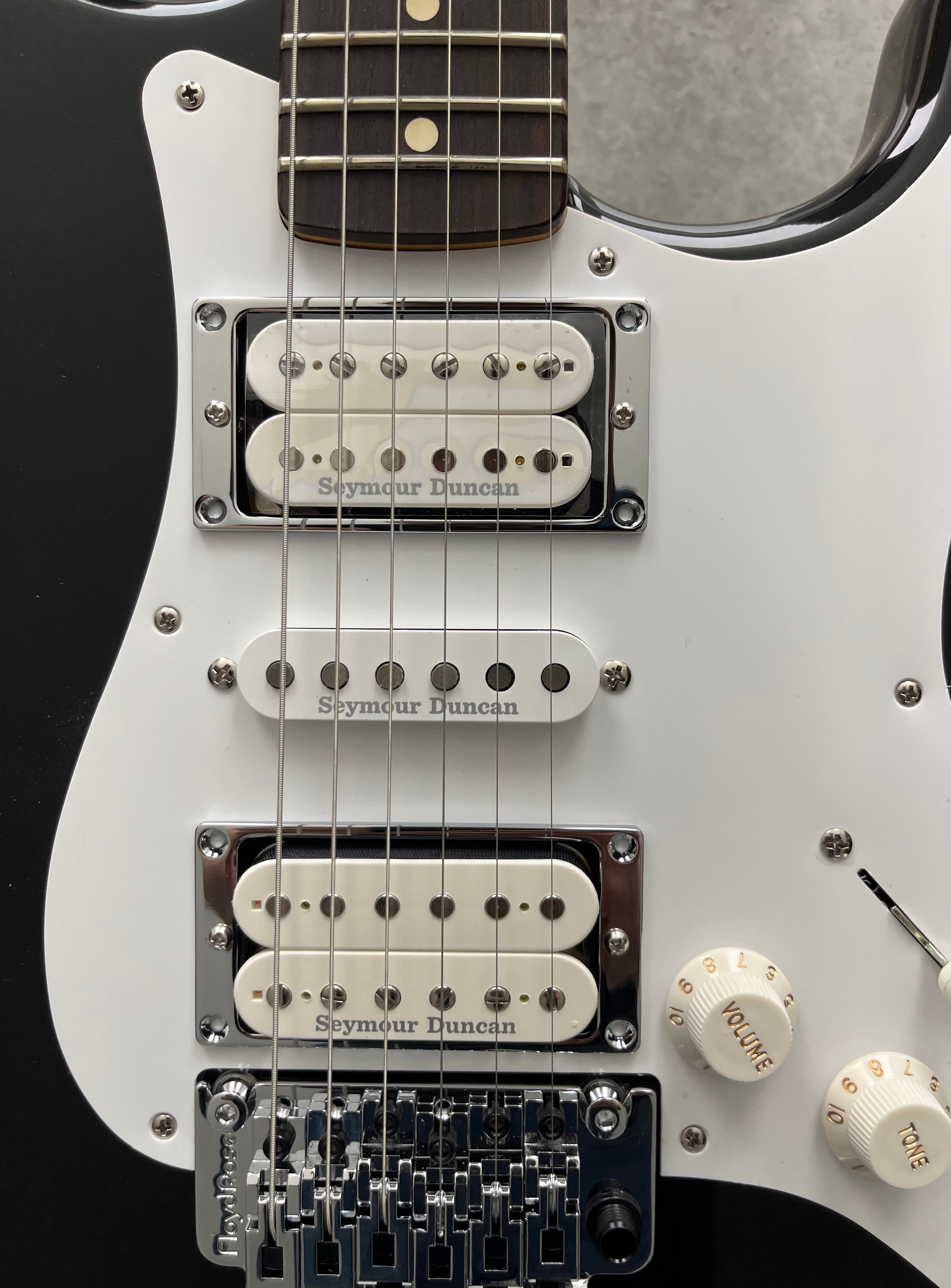 Fender Limited Edition 50th Anniversary Dave Murray Stratocaster Rosewood Fingerboard, Black 0141010306 SERIAL NUMBER MX26017896 - 8 LBS 5 OZ