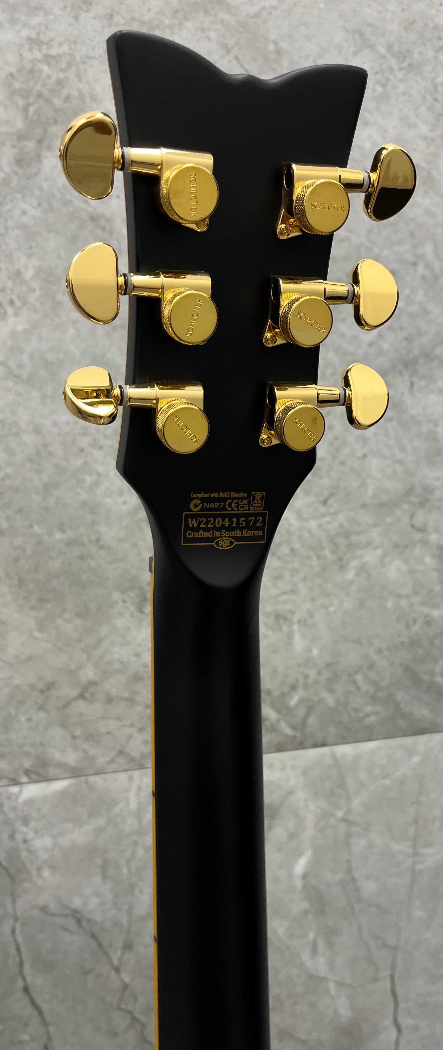 Schecter Solo II Custom Left Handed Electric Guitar Aged Black Satin 662-SHC SERIAL NUMBER W22041572 - 8.2 LBS