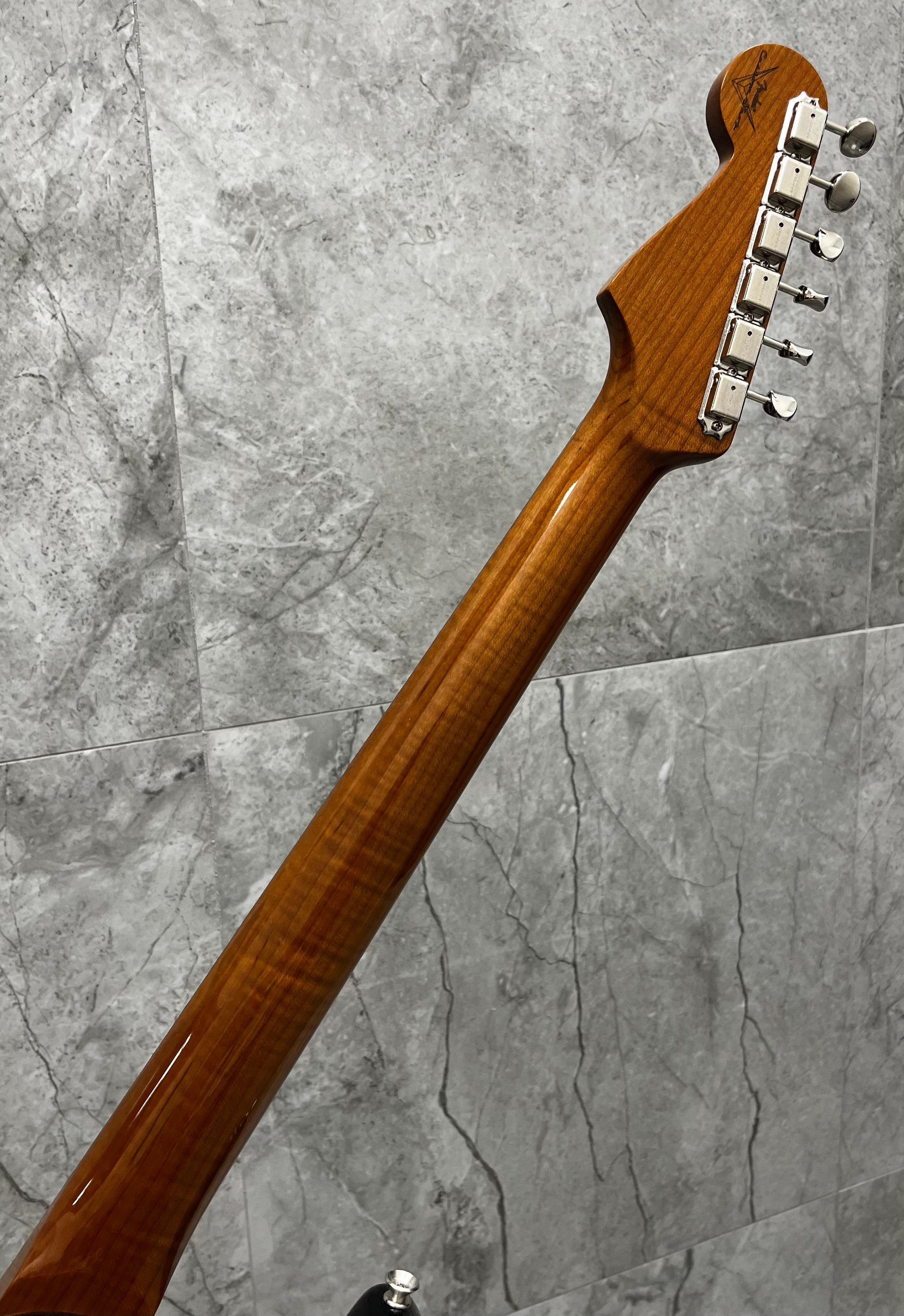 Fender USA Custom Shop American Custom Stratocaster NOS - Transparent Ebony 9235700261 SERIAL NUMBER 20235 - 7 LBS 9 OZ