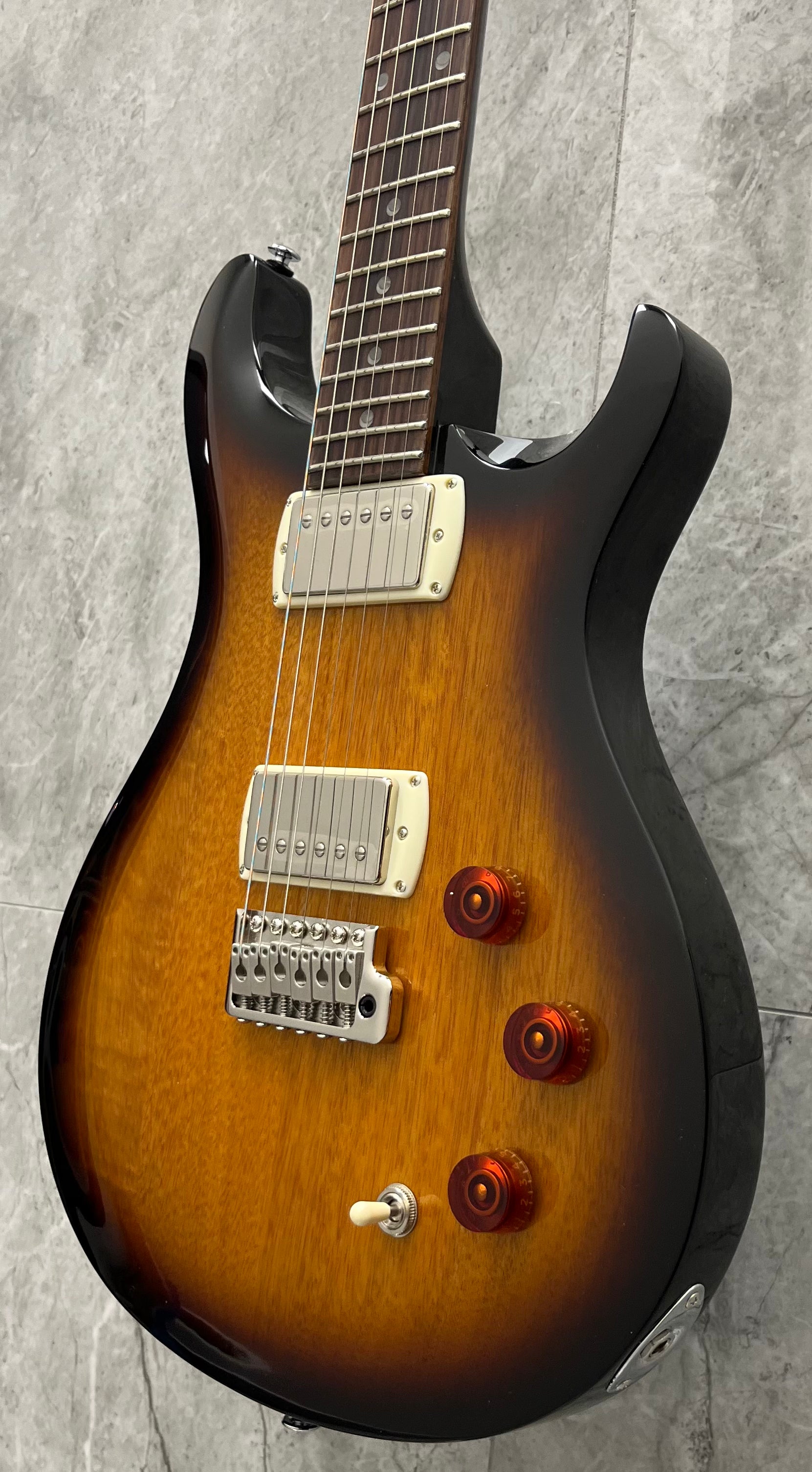 PRS Guitars SE DGT Standard Electric Guitar with Gigbag - McCarty Tobacco Sunburst 116011::MT SERIAL NUMBER CTIH059245 - 7 LBS 4 OZ