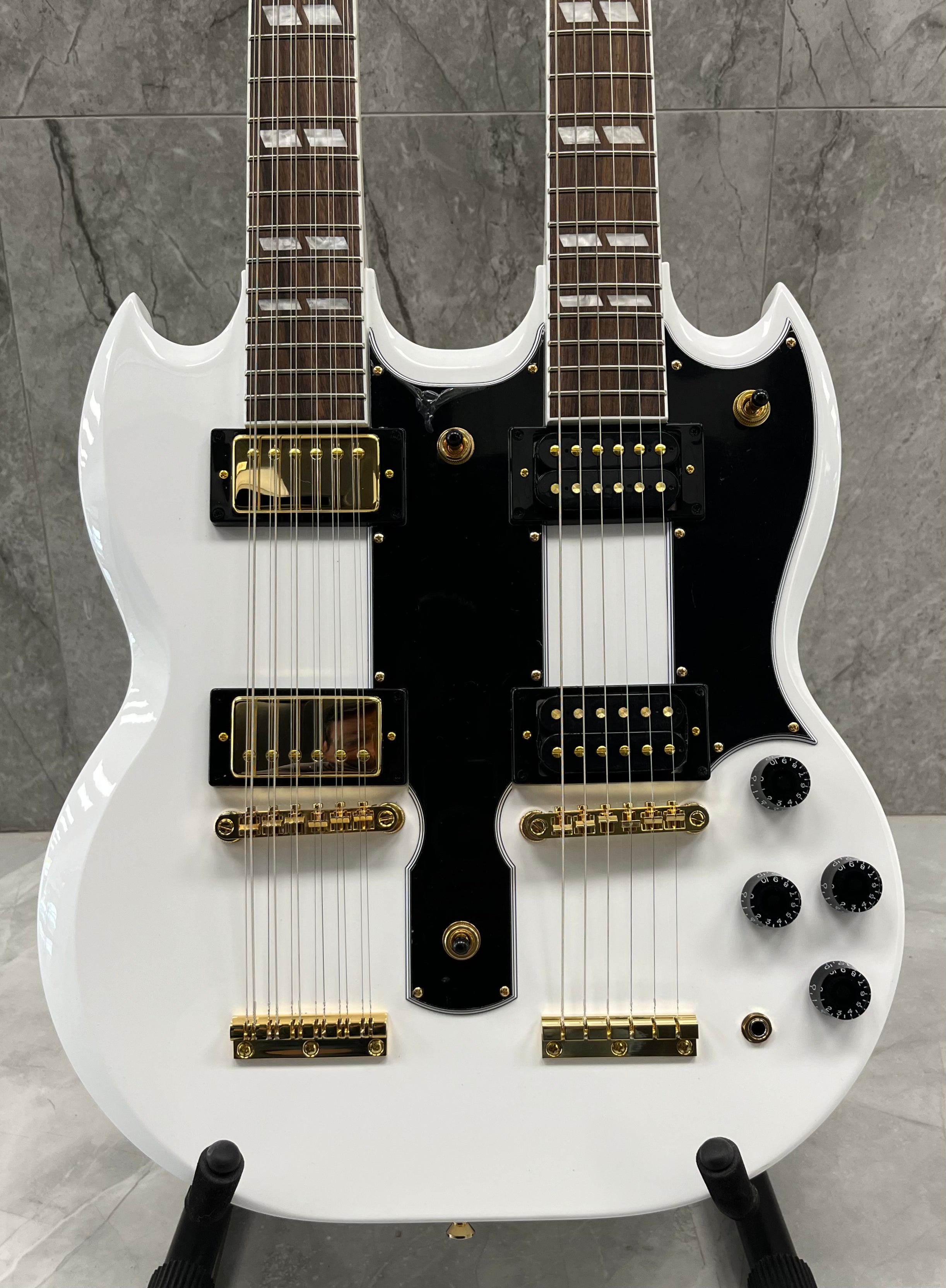 Epiphone EDS-1275 Doubleneck EI1275AWGH – Alpine White W/ HARDSHELL CASE LIMITED EDITION SERIAL NUMBER 25021521360 - 11.6 LBS