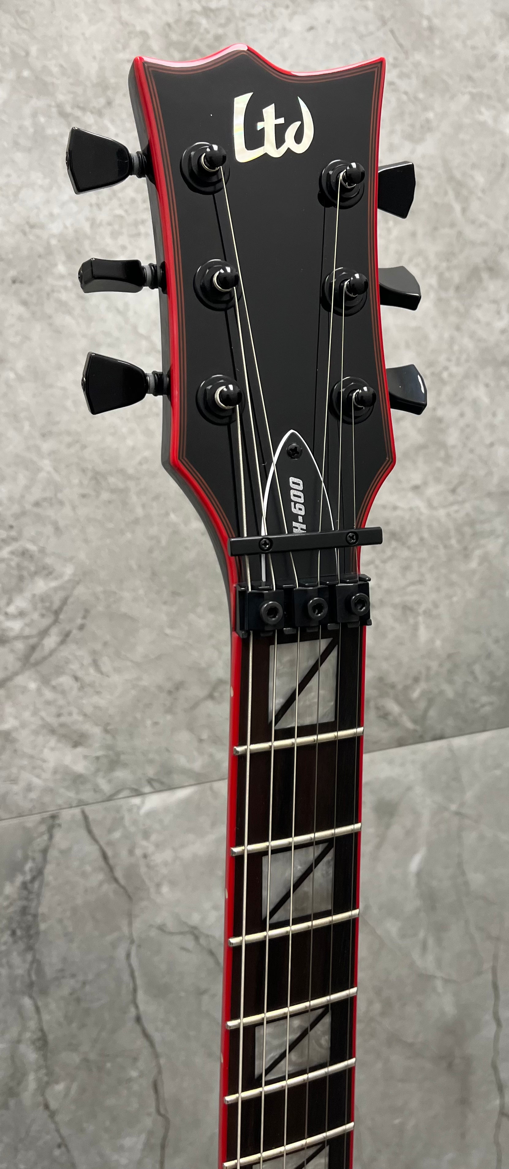 ESP LTD Guitars GARY HOLT LGH600BLK MINT OPEN BOX SERIAL NUMBER W23040677 - 7 LBS 4 OZ