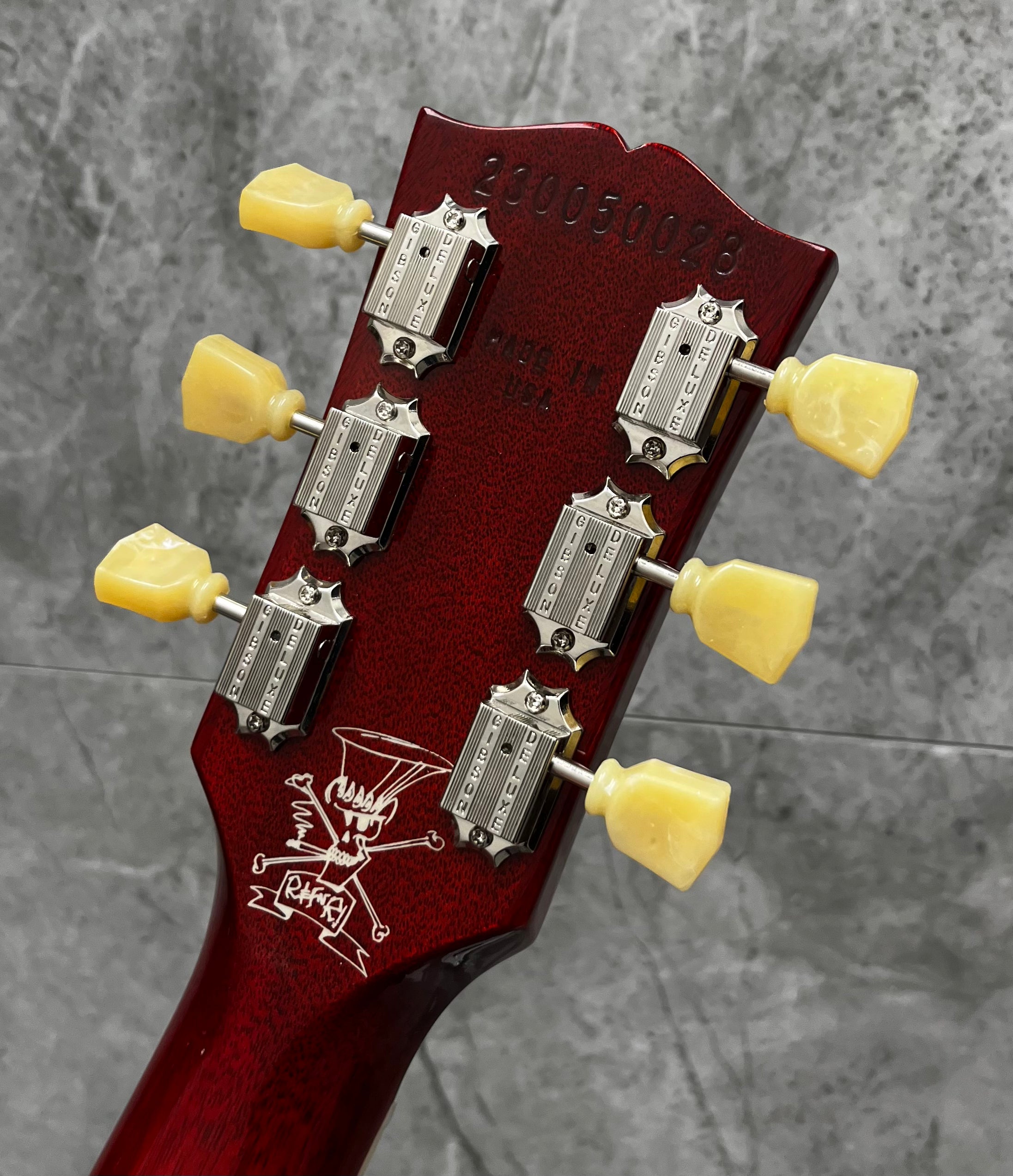 Gibson USA Slash Les Paul Standard LPSS00APNH Appetite Amber SERIAL NUMBER 230050028&nbsp;- 8 LBS 5 OZ