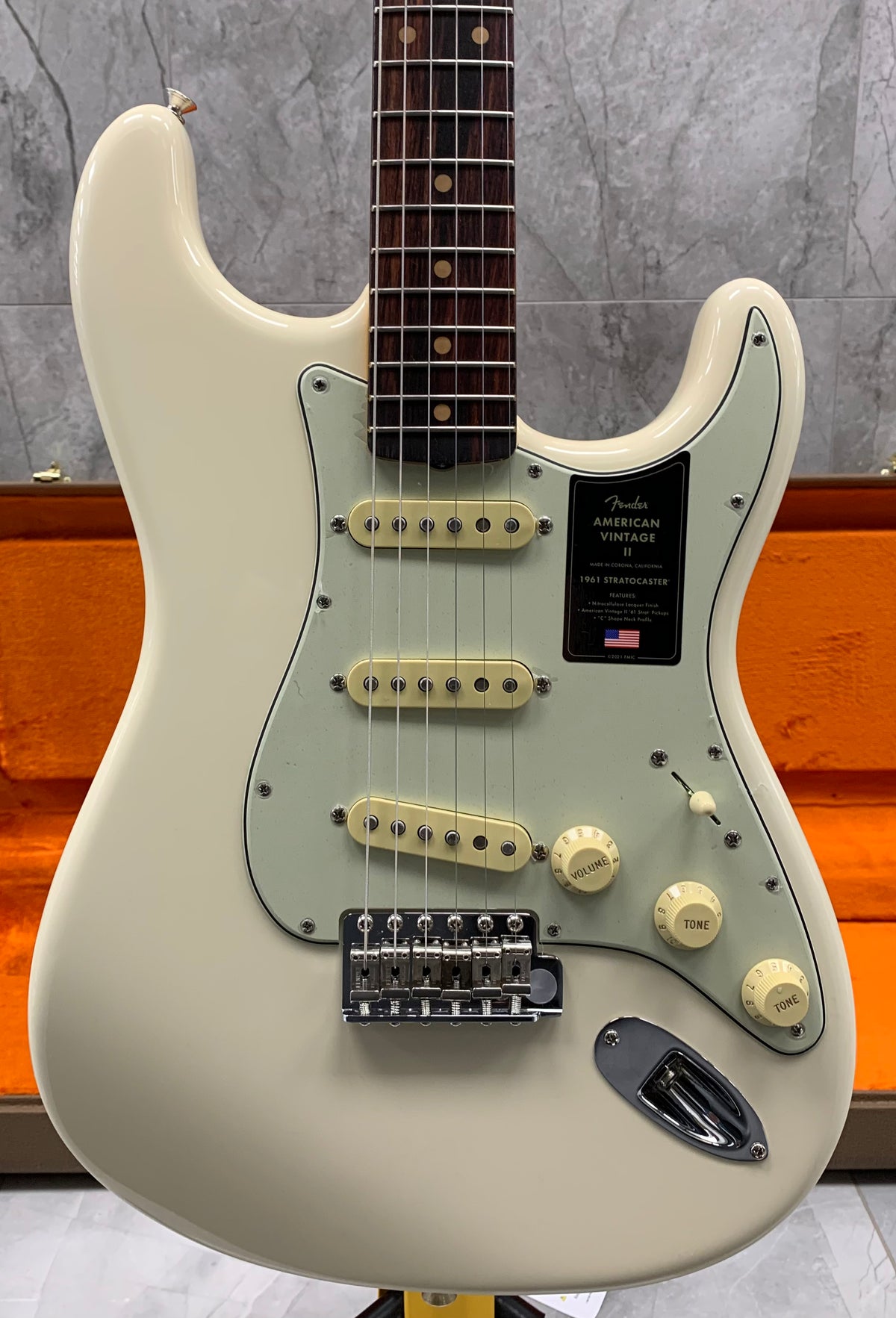 Fender American Vintage II 1961 Stratocaster Rosewood Fingerboard Fender American Vintage II 1961 Stratocaster Rosewood Fingerboard