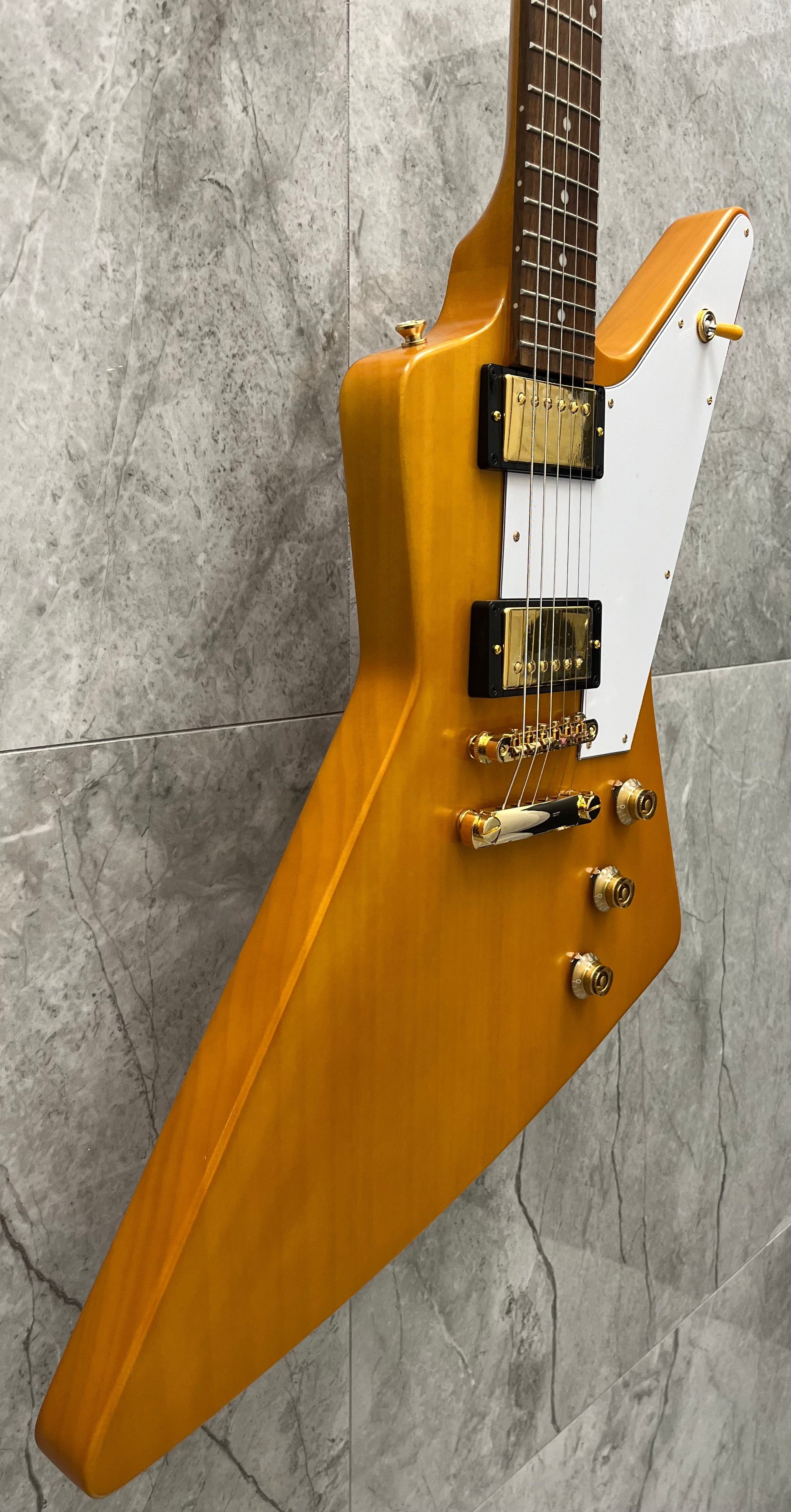 Epiphone Inspired by Gibson Custom Shop 1958 Korina Explorer IGCKEXWANAGH AGED SEMI GLOSS NATURAL FINISH