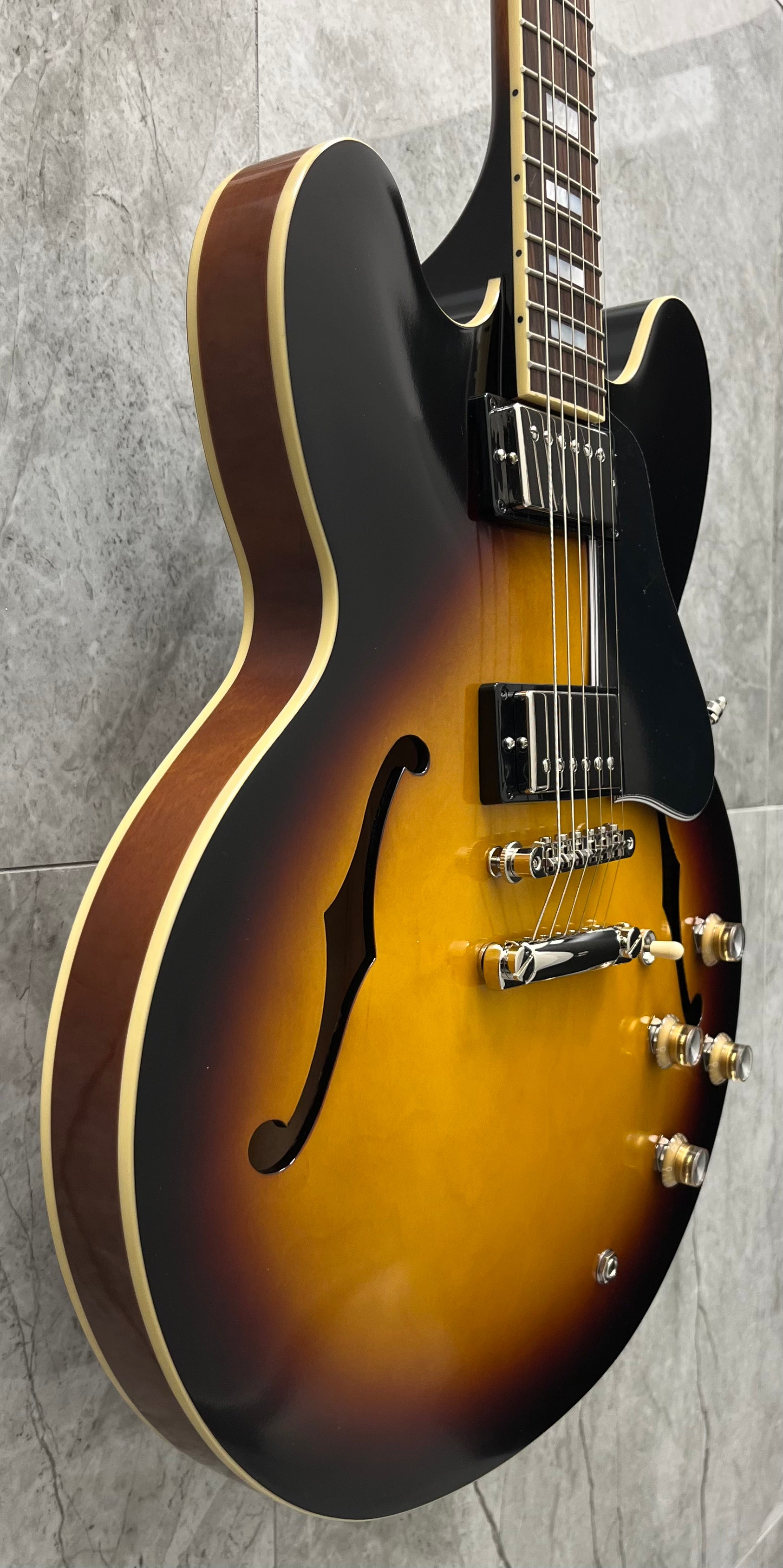 Epiphone 1962 ES-335 Reissue Electric Guitar with Hardshell Case - ES335 Vintage Burst EC335R2VBNH SERIAL NUMBER 24121510496 - 8.2 LBS