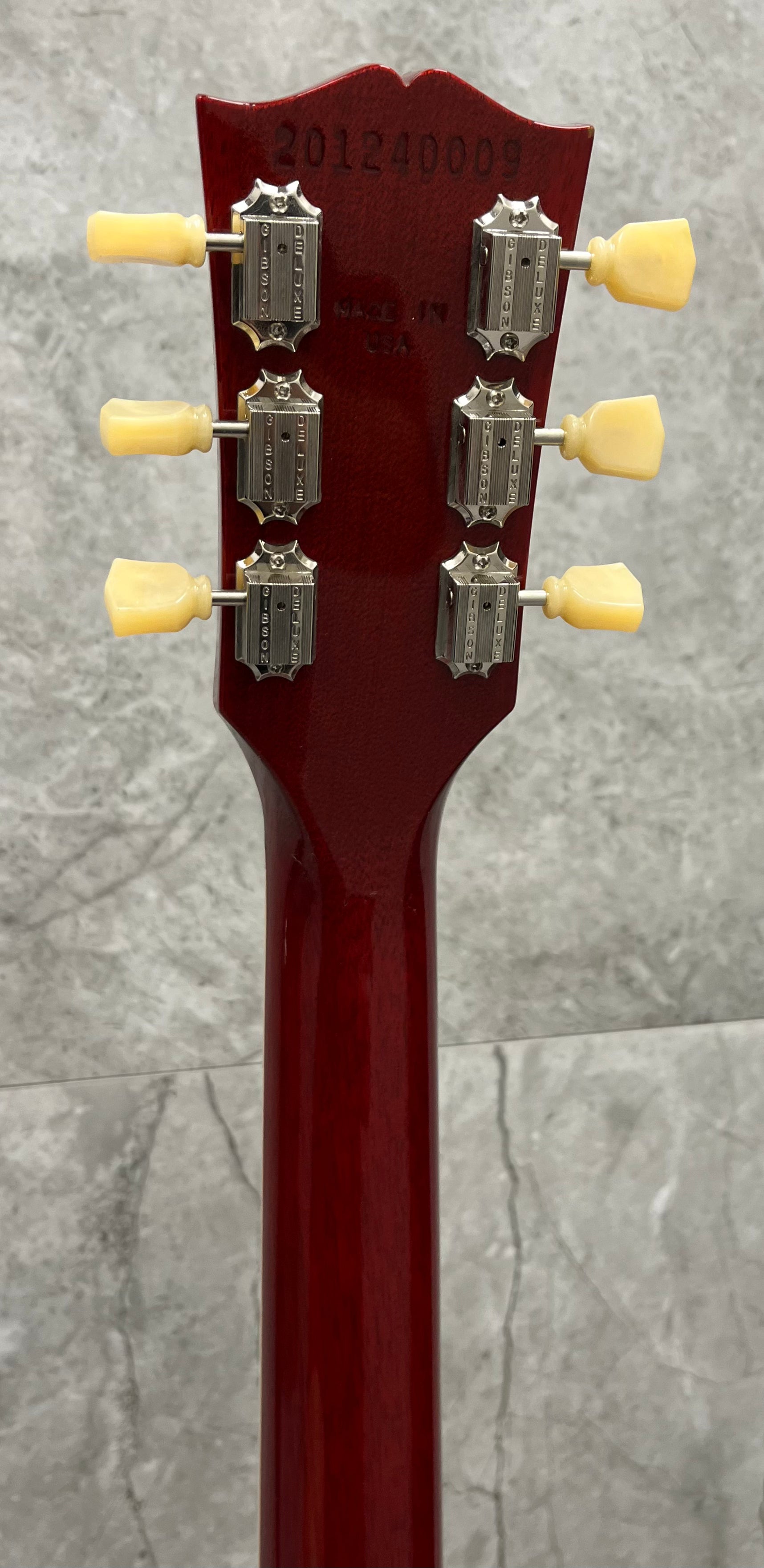 Gibson USA ES-335 Semi-Hollow Body Sixties Cherry ES335 ES3500SCNH SERIAL NUMBER 201240009 - 7 LBS 13 OZ