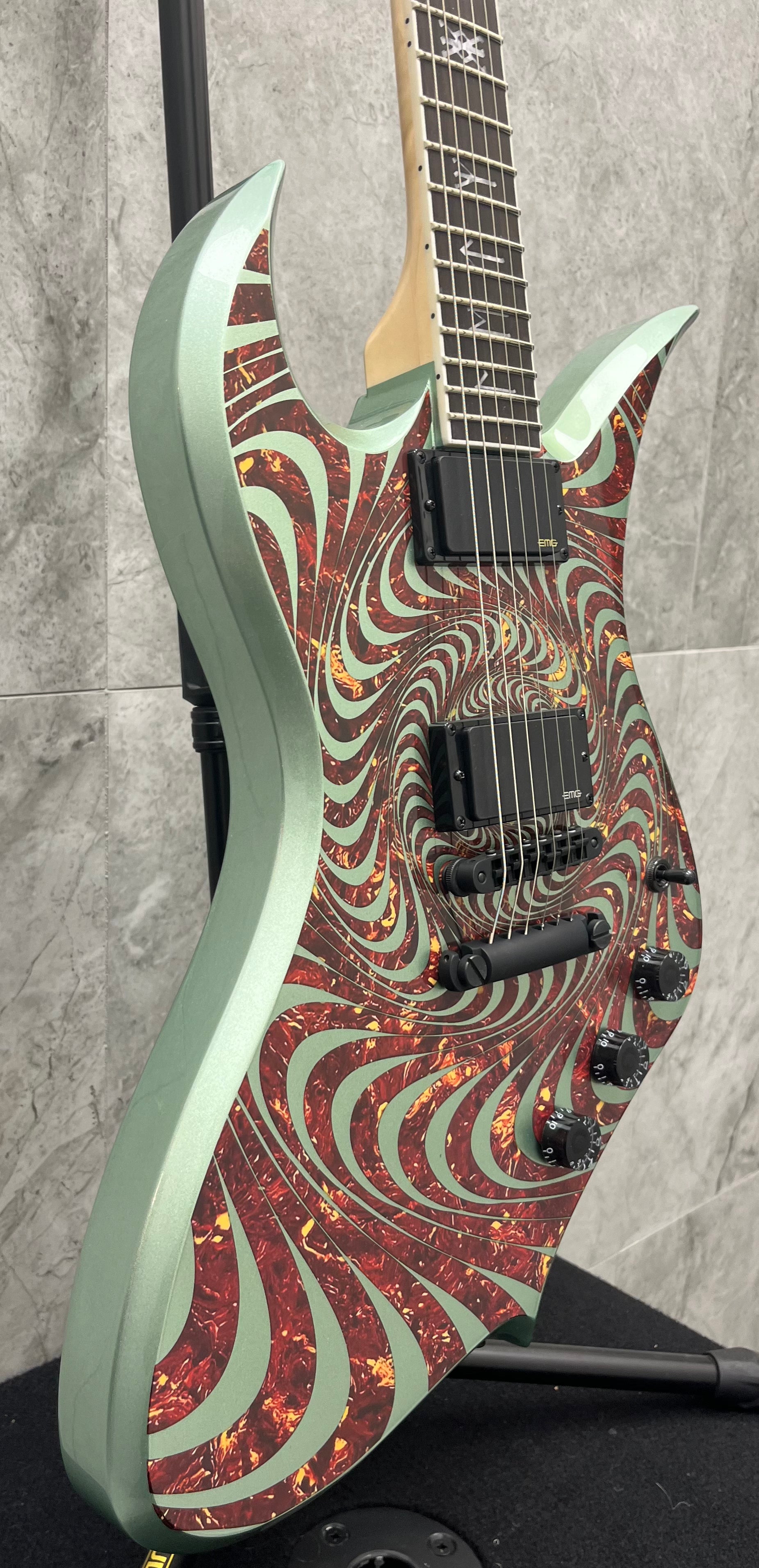 Thoraxe R6 Wylde Audio Thoraxe Tortoise Psychic Bullseye Gangrene 4549-SHC SERIAL ...