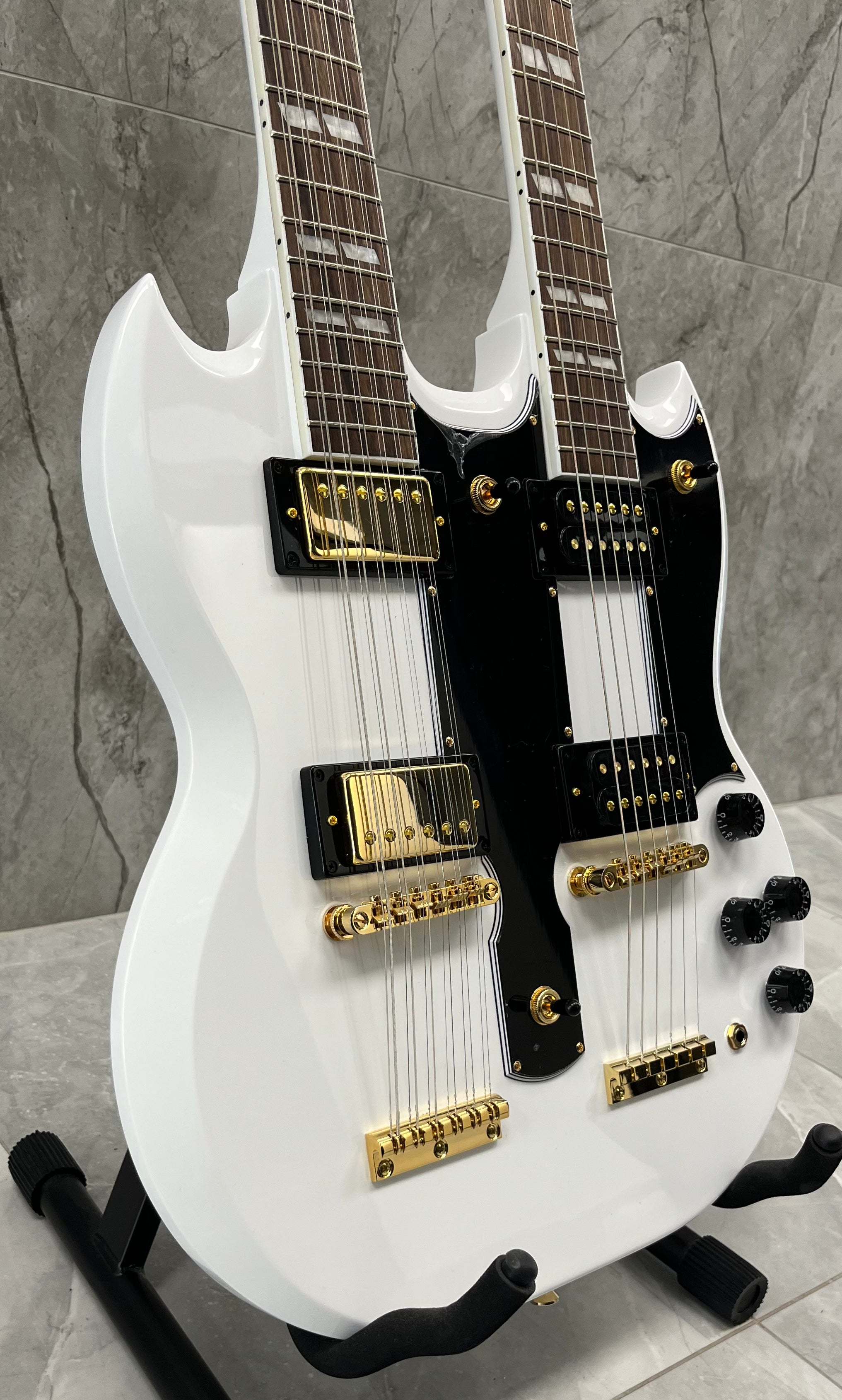 Epiphone EDS-1275 Doubleneck EI1275AWGH – Alpine White W/ HARDSHELL CASE LIMITED EDITION SERIAL NUMBER 25021521360 - 11.6 LBS