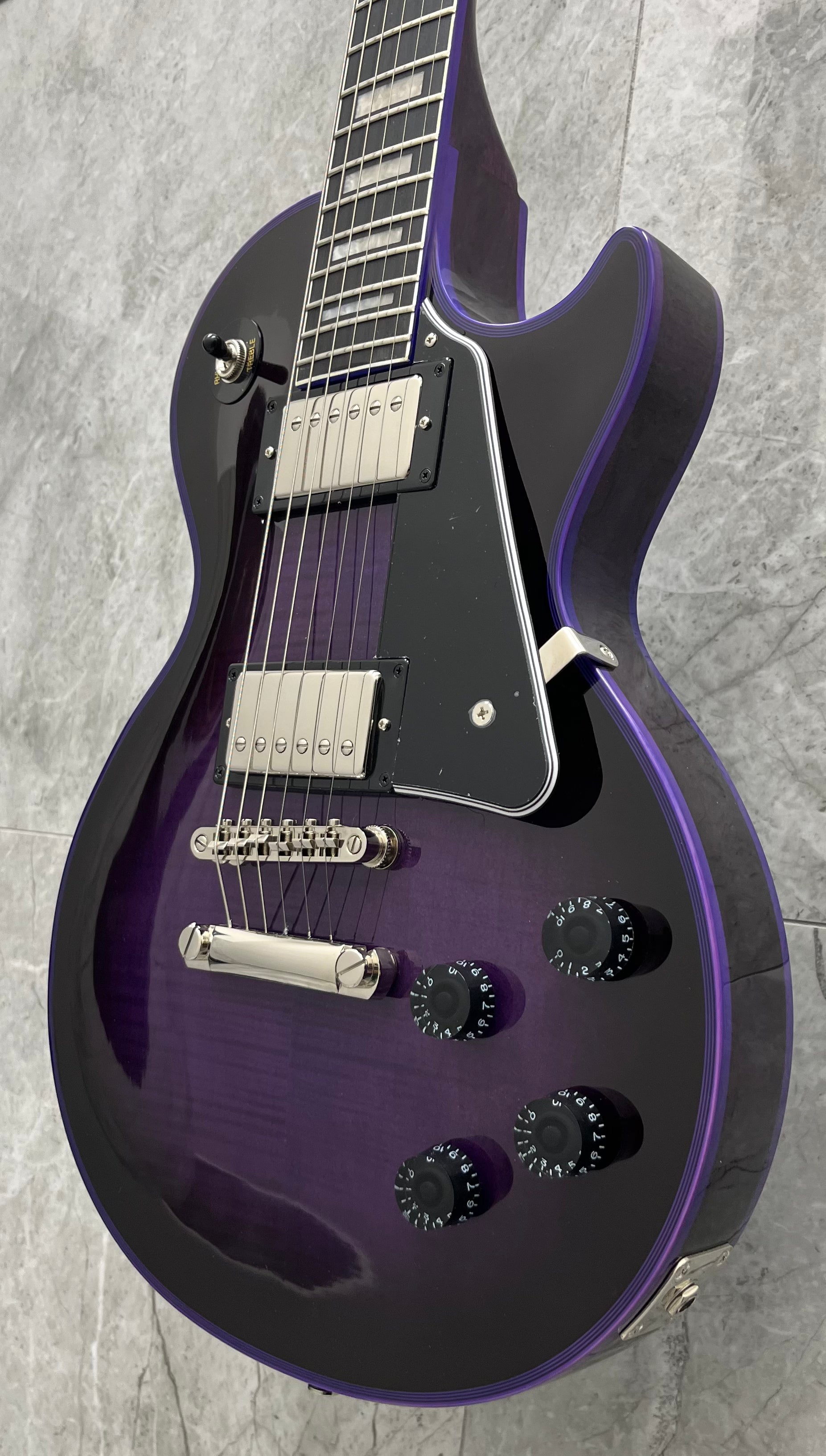 Epiphone Les Paul Custom Widow Electric Guitar with Gigbag - Purple EILPCWPBNH SERIAL NUMBER 24071532969 - 8 LBS 15 OZ