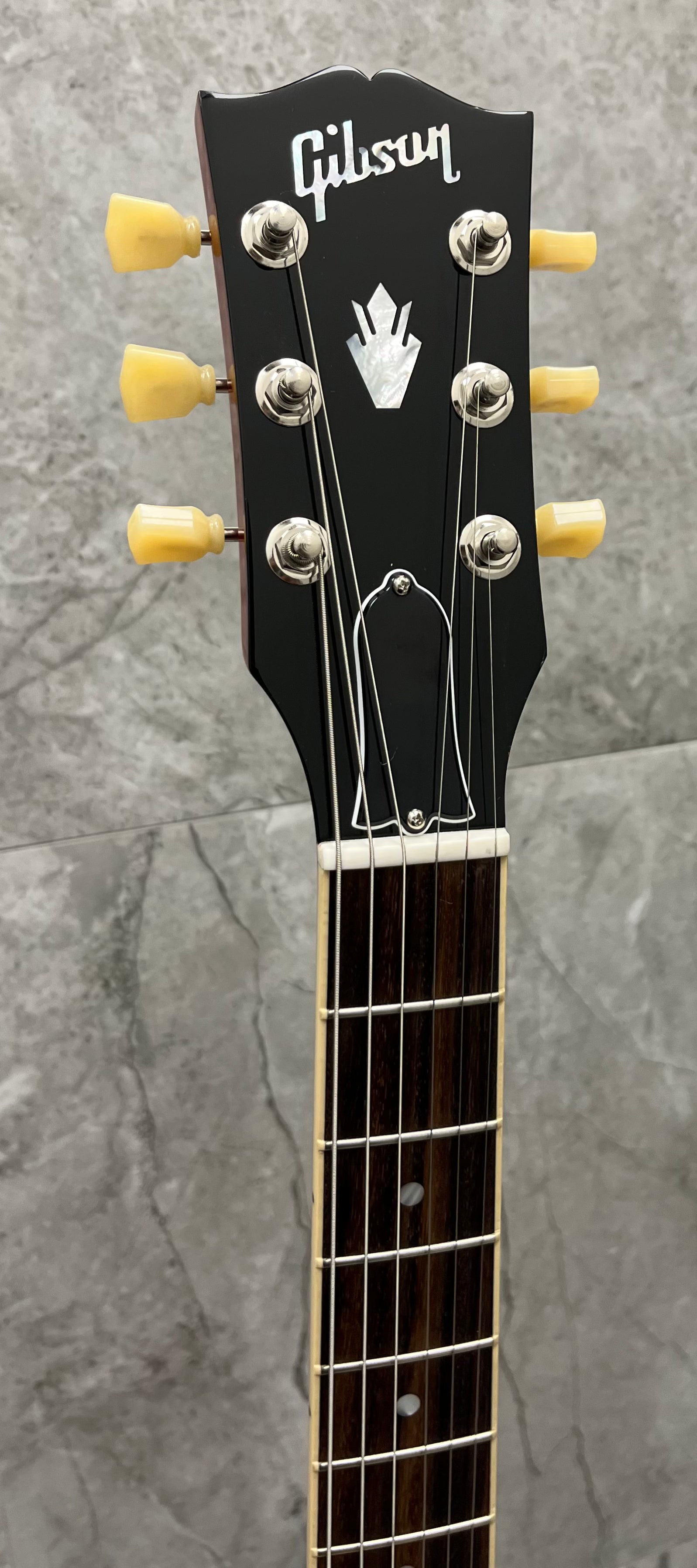 Gibson USA ES-335 Semi-Hollow Body Sixties Cherry ES335 ES3500SCNH SERIAL NUMBER 201240009 - 7 LBS 13 OZ