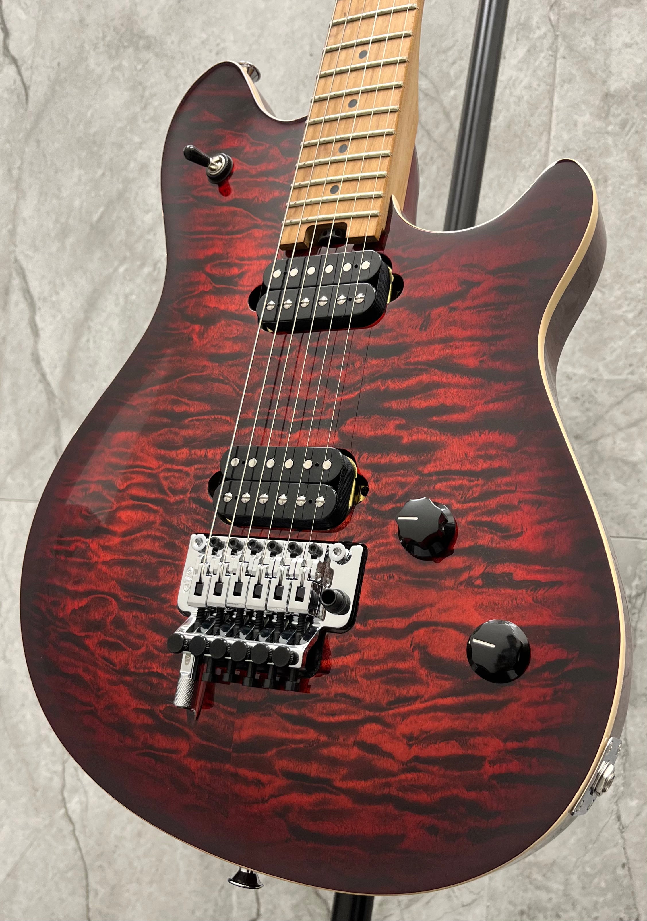 EVH Wolfgang Special QUILTED MAPLE TOP Baked Maple Fingerboard Sangria 5107701598 SERIAL NUMBER WG230777M - 7.6 LBS