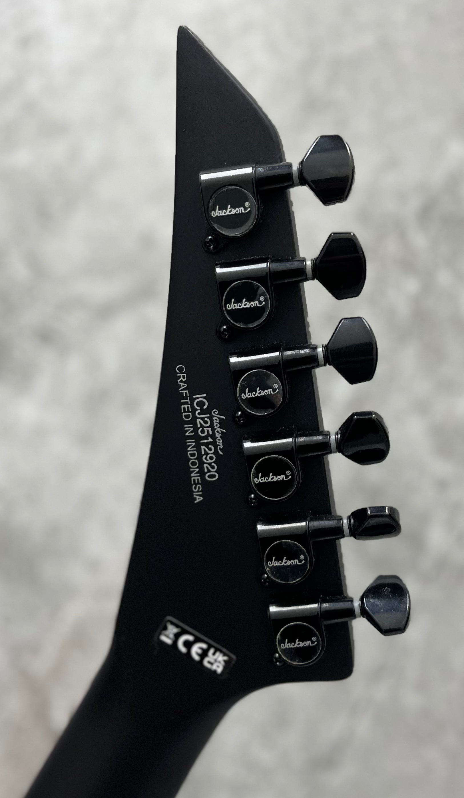 Jackson X Series King V KVXMG Satin Black 2916400568 SERIAL NUMBER