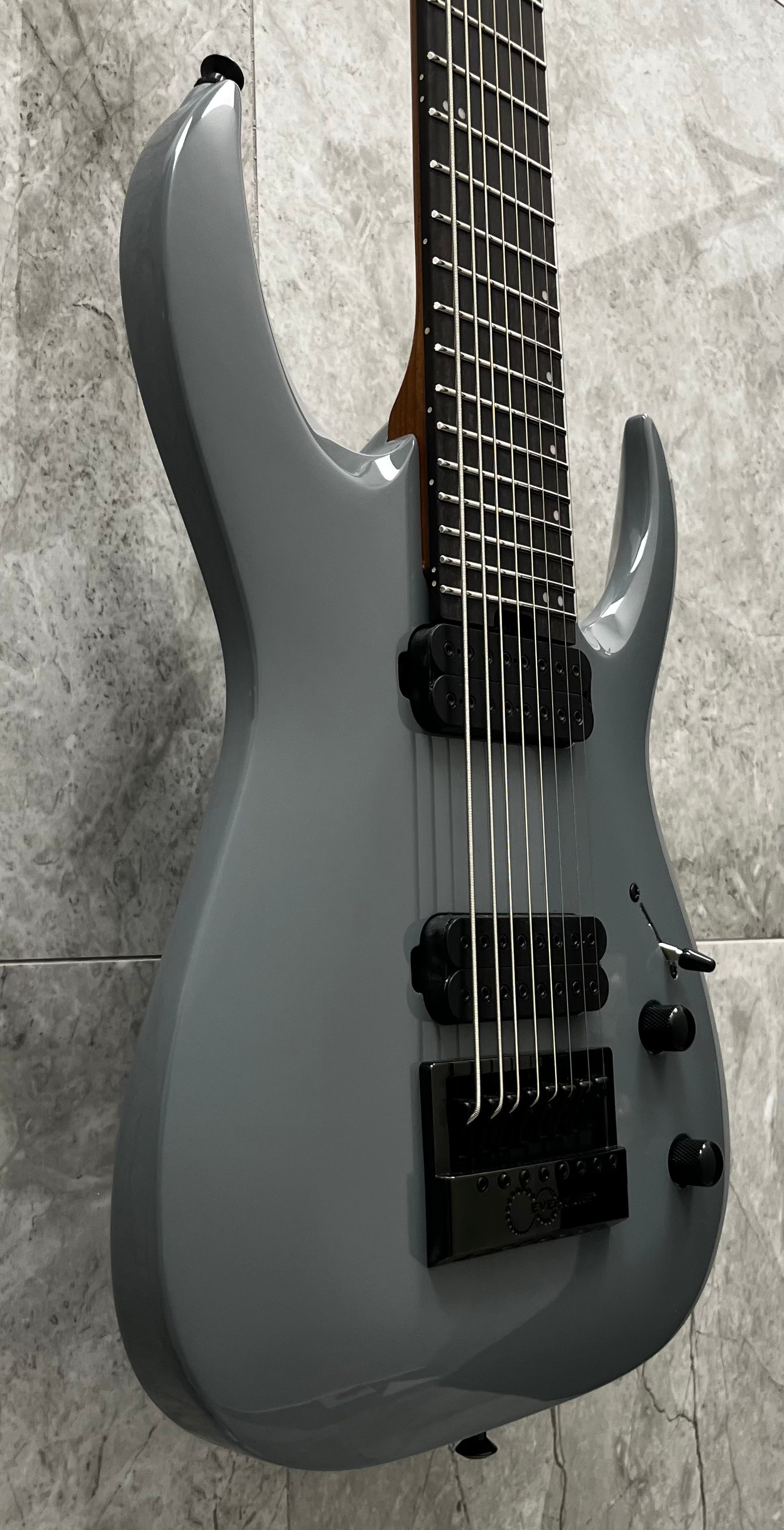 JACKSON Pro Plus Series Signature Misha Mansoor Juggernaut EVERTUNE ET8, Ebony Fingerboard, Nardo Gray 2914018570 SERIAL NUMBER ICJ2601180 - 9 LBS 7 OZ