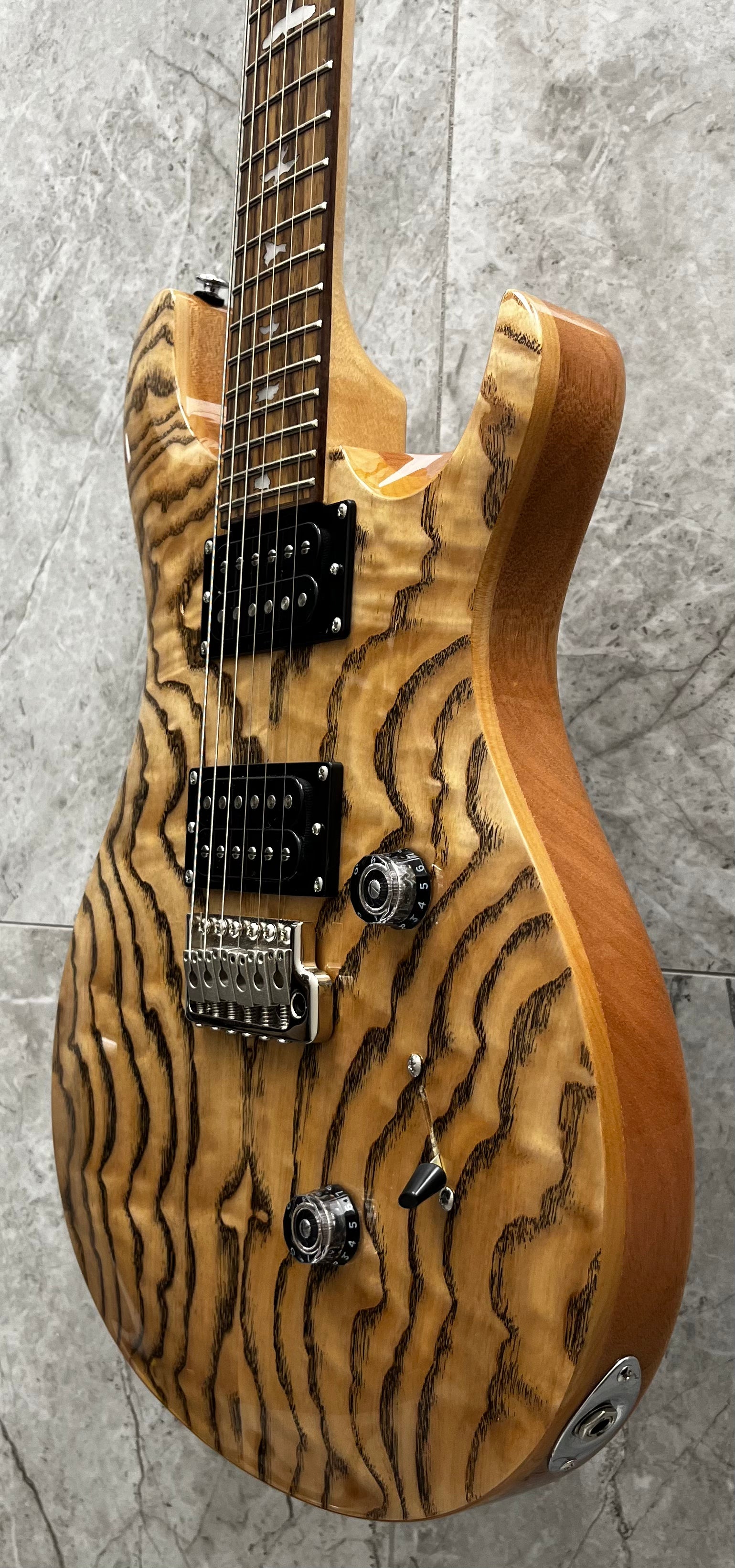 PRS SE LIMITED EDITION Exotic Custom 24 Swamp Ash Burl Natural 114983::NA SERIAL NUMBER CTIG111833 - 7.2 LBS