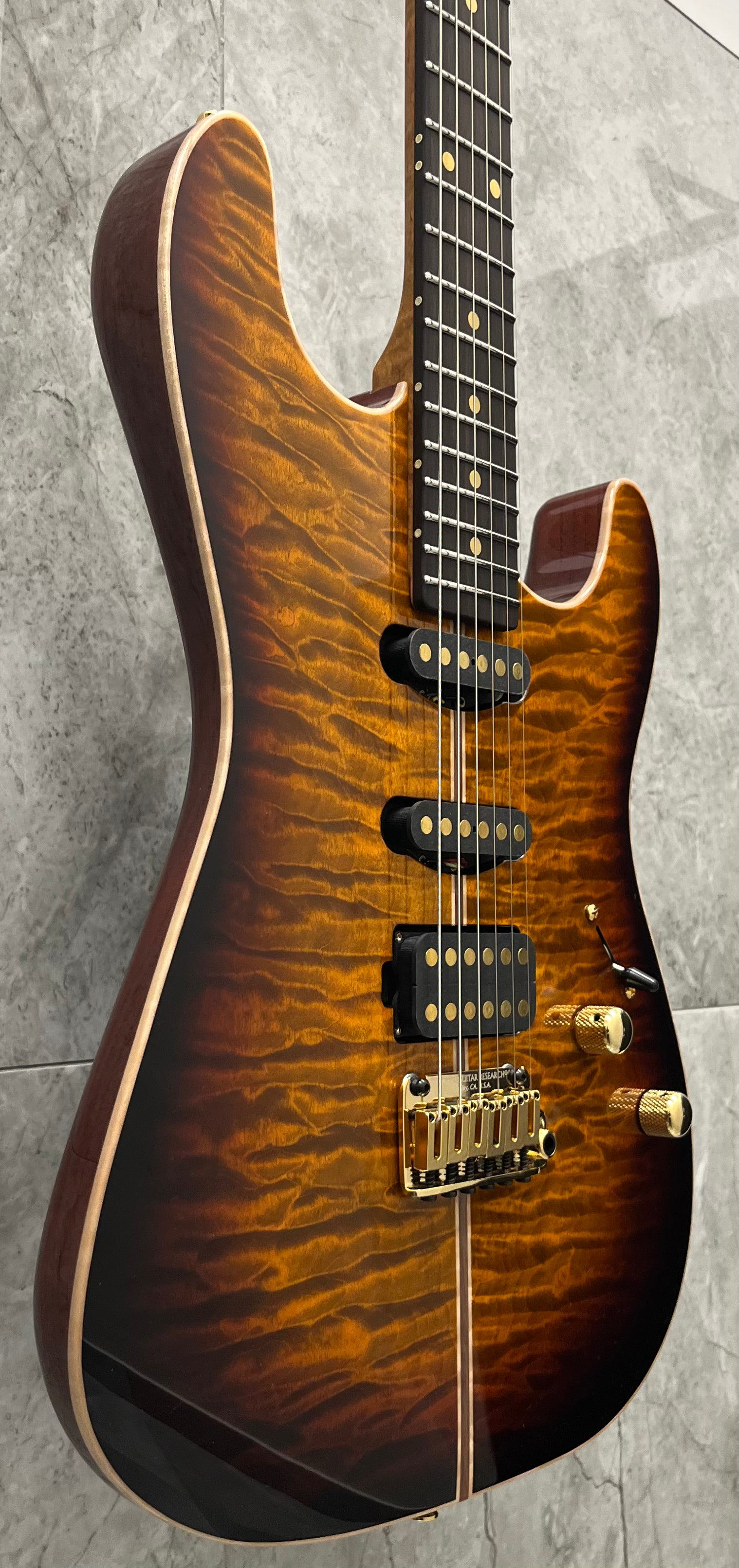 Schecter USA CUSTOM SHOP CET 50th Anniversary Limited Edition Golden Anniversary 7400-SHC SERIAL NUMBER 26-01026 - 8 LBS 6 OZ NUMBER 26 OUT OF 50