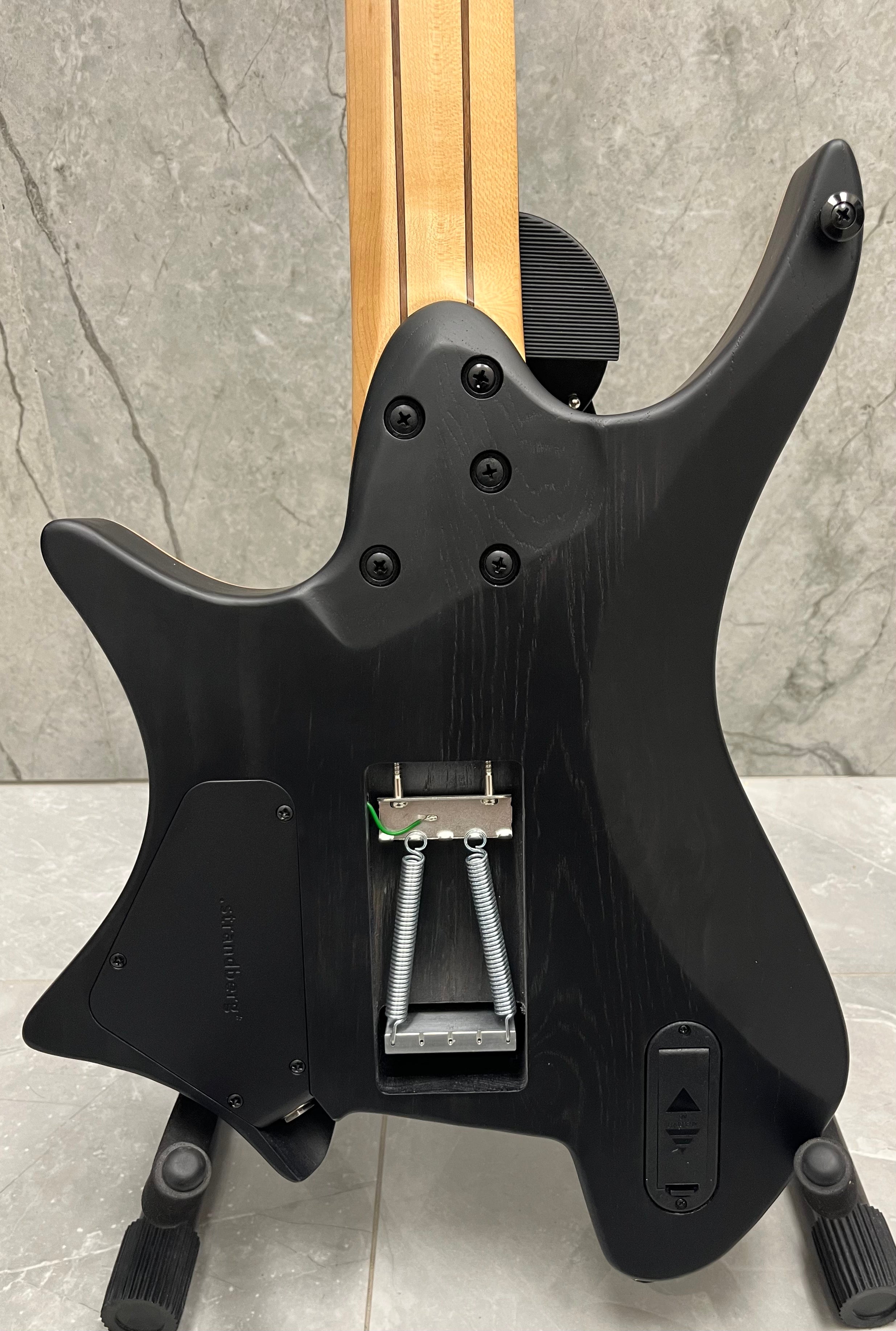 Strandberg Headless Boden Prog NX7 7 STRING Charcoal Black BD7TCT-21P-L-F-BK SERIAL NUMBER C2505198 - 5 LBS 6 OZ