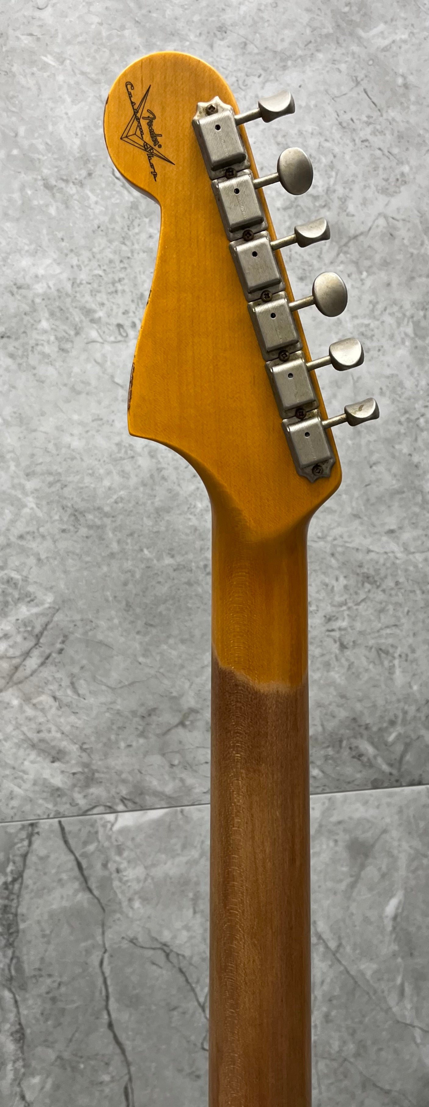 Fender Custom Shop 1963 Jazzmaster Relic Rosewood Fingerboard Aged Surf Green 9235700048 SERIAL NUMBER CZ587266 - 8 LBS 5 OZ