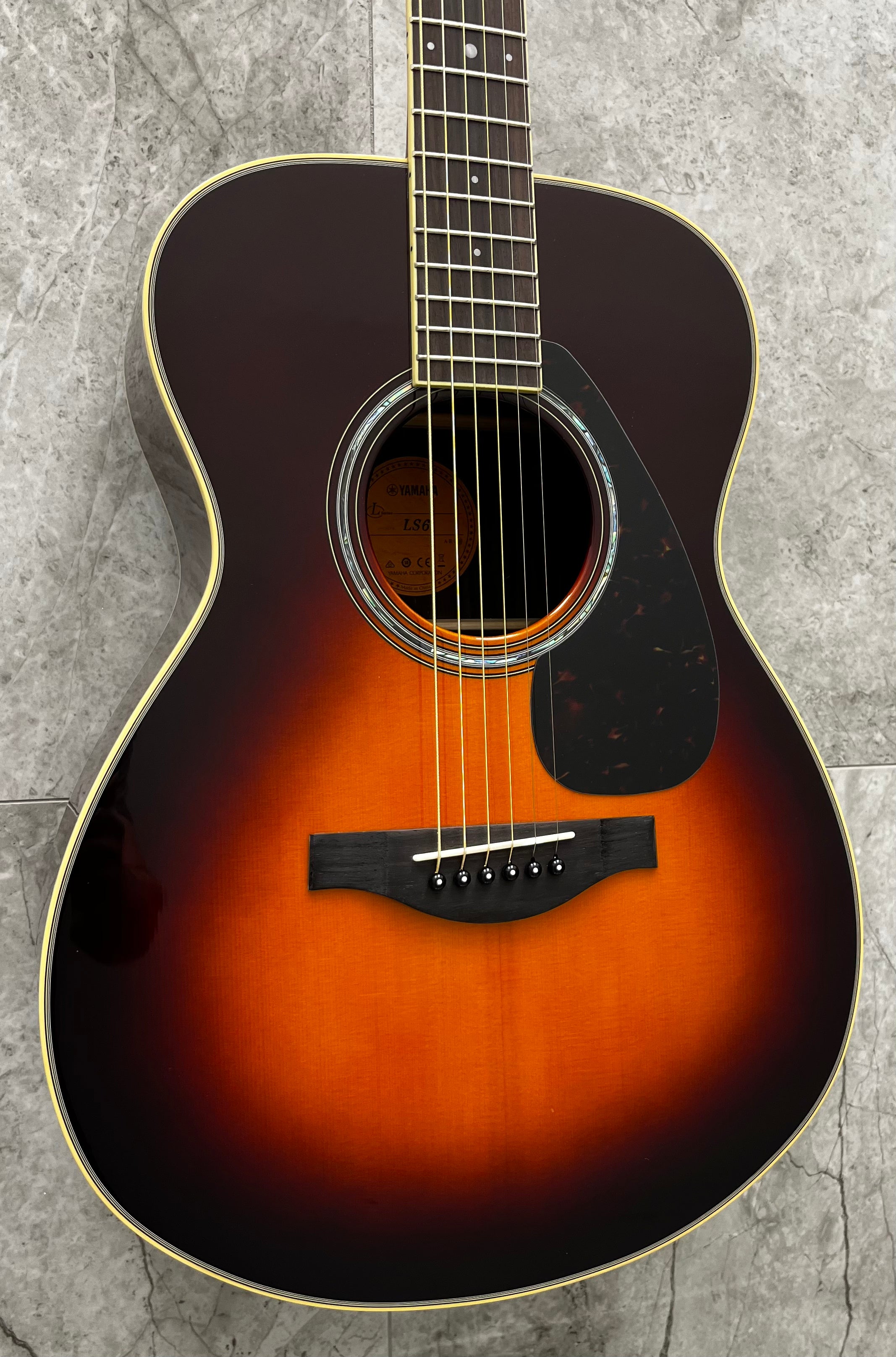 Yamaha LS6ARE BS Folk Guitar Brown Sunburst LS6ARE BS w/ YAMAHA HARD BAG INCLUDED