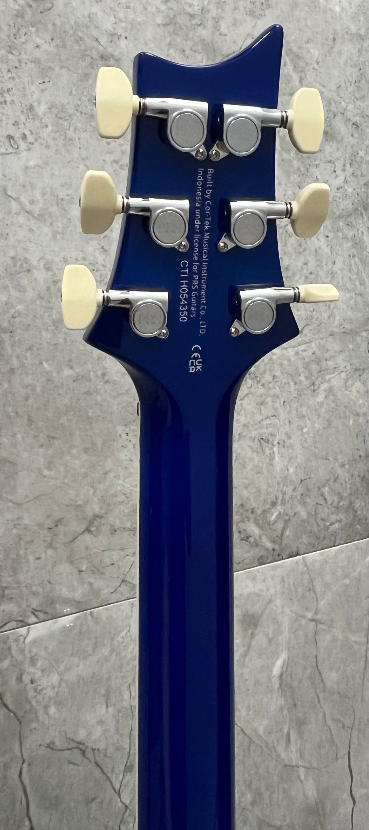 PRS GUITARS SE Custom 24-08 Quilt TOP Lake Blue 115995:LB SERIAL NUMBER CTIH054350 - 7 LBS 10 OZ