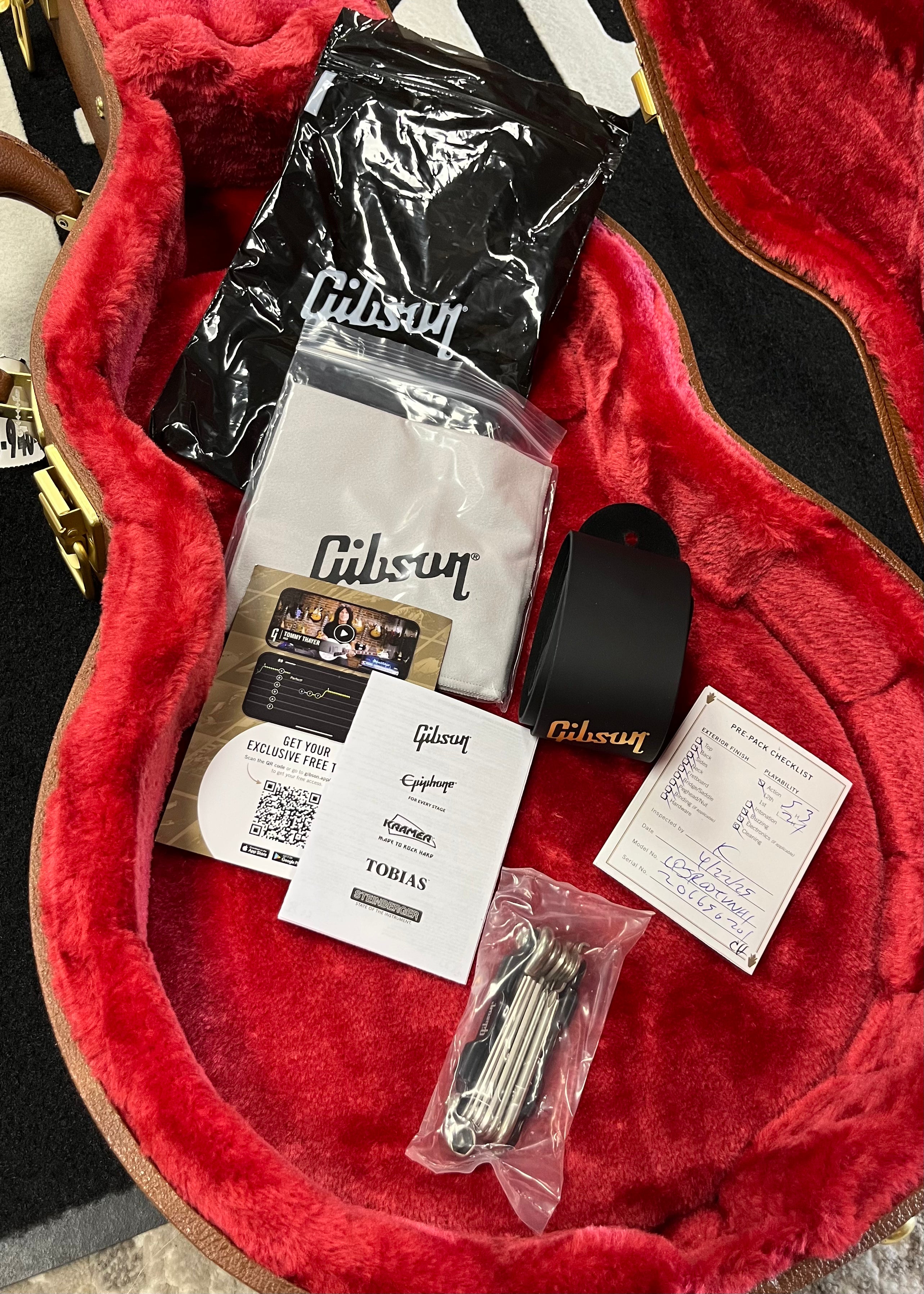 Gibson USA Les Paul Junior Electric Guitar with Hardshell Case - TV Yellow LPJR00TVNH