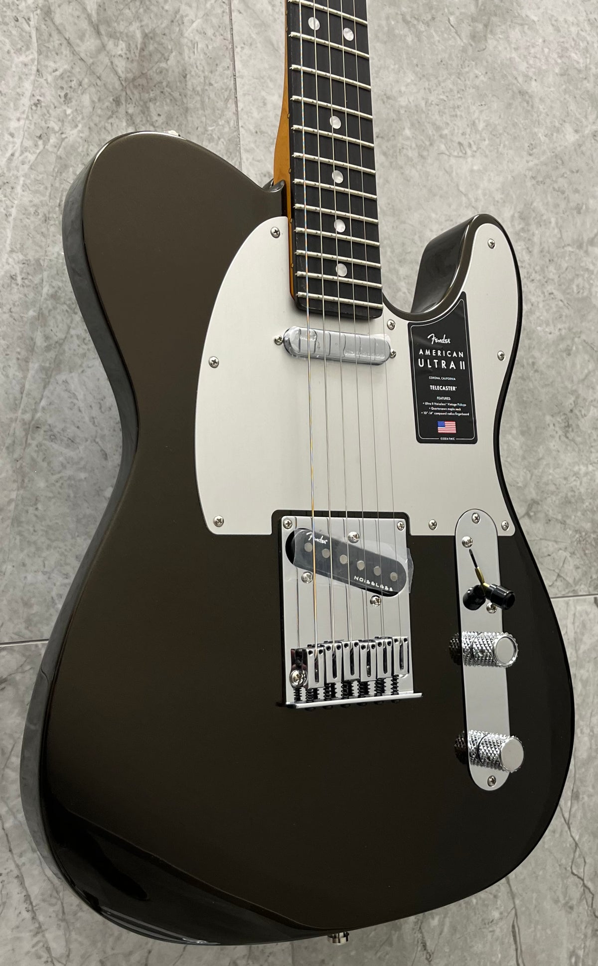 Fender American Ultra II Telecaster Ebony Fingerboard, Texas Tea