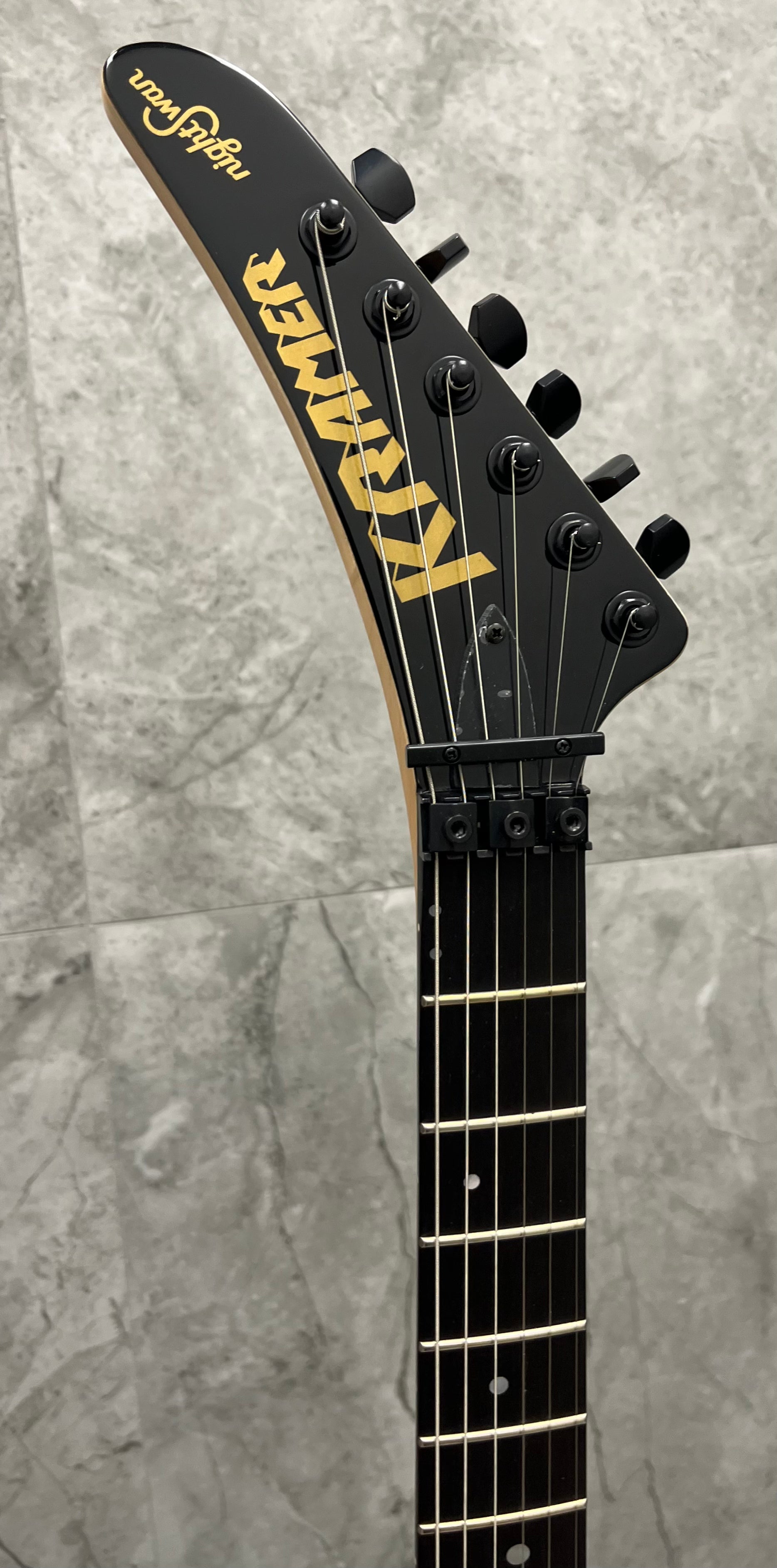 Kramer Nightswan Electric Guitar in Ebony with Blue Dots KNSBBPBF SERIAL NUMBER 22062905606 - 7.6 LBS