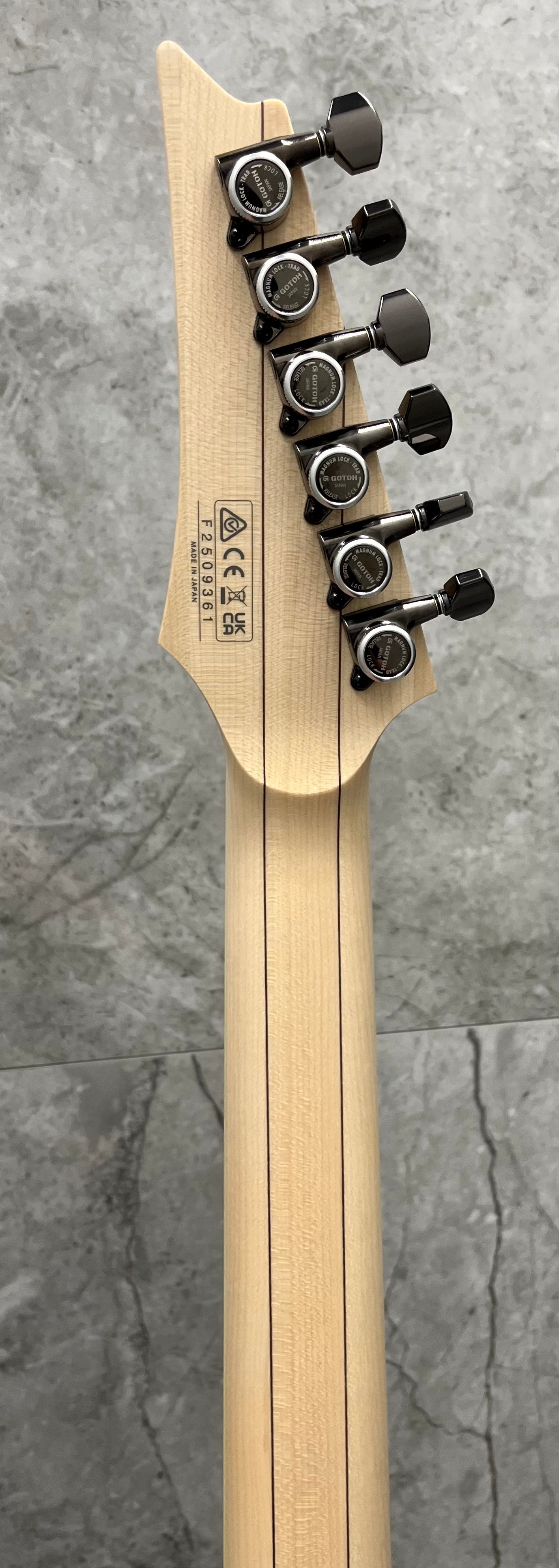 Ibanez RG Prestige Made in Japan 6 string Electric Guitar w/Case - Royal Plum Burst RG652AHMFXRPB SERIAL NUMBER F2509361 - 7.4 LBS