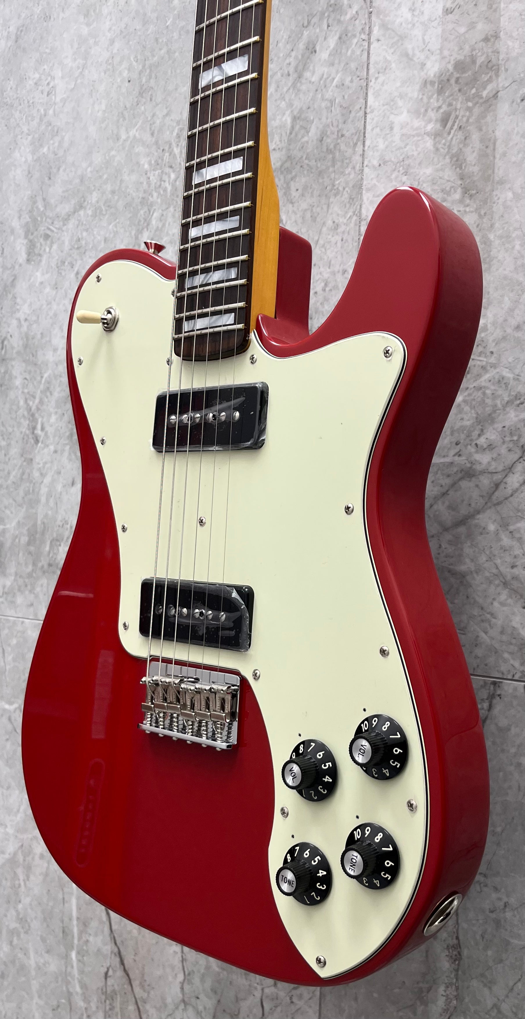 Fender USA Chris Shiflett Cleaver Telecaster Deluxe, Rosewood Fingerboard, Dakota Red 0117450754 SERIAL NUMBER CS240666 - 8.2 LBS