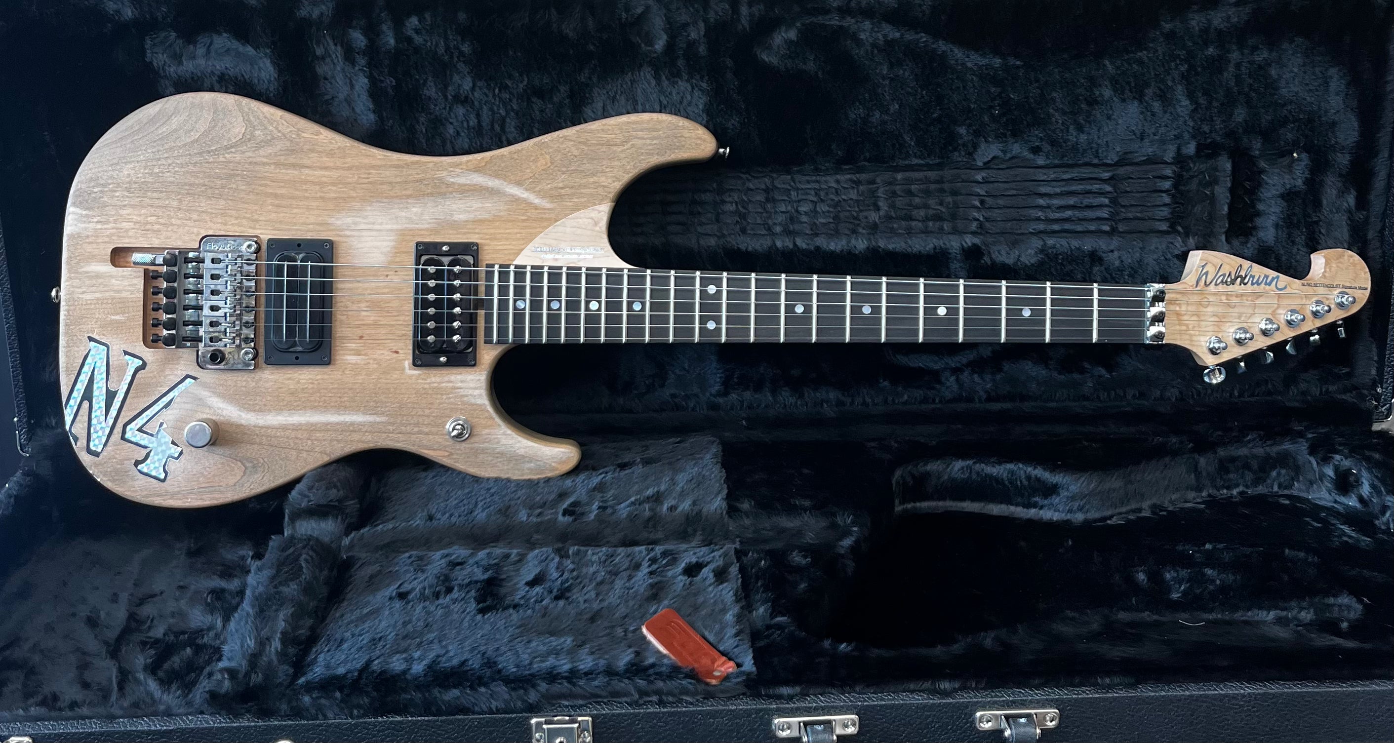 Washburn N4 Authentic Nuno Bettencourt MADE IN THE USA Signature Guitar N4AUTHENTIC-D SERIAL NUMBER 2511615 - 7 LBS 2 OZ