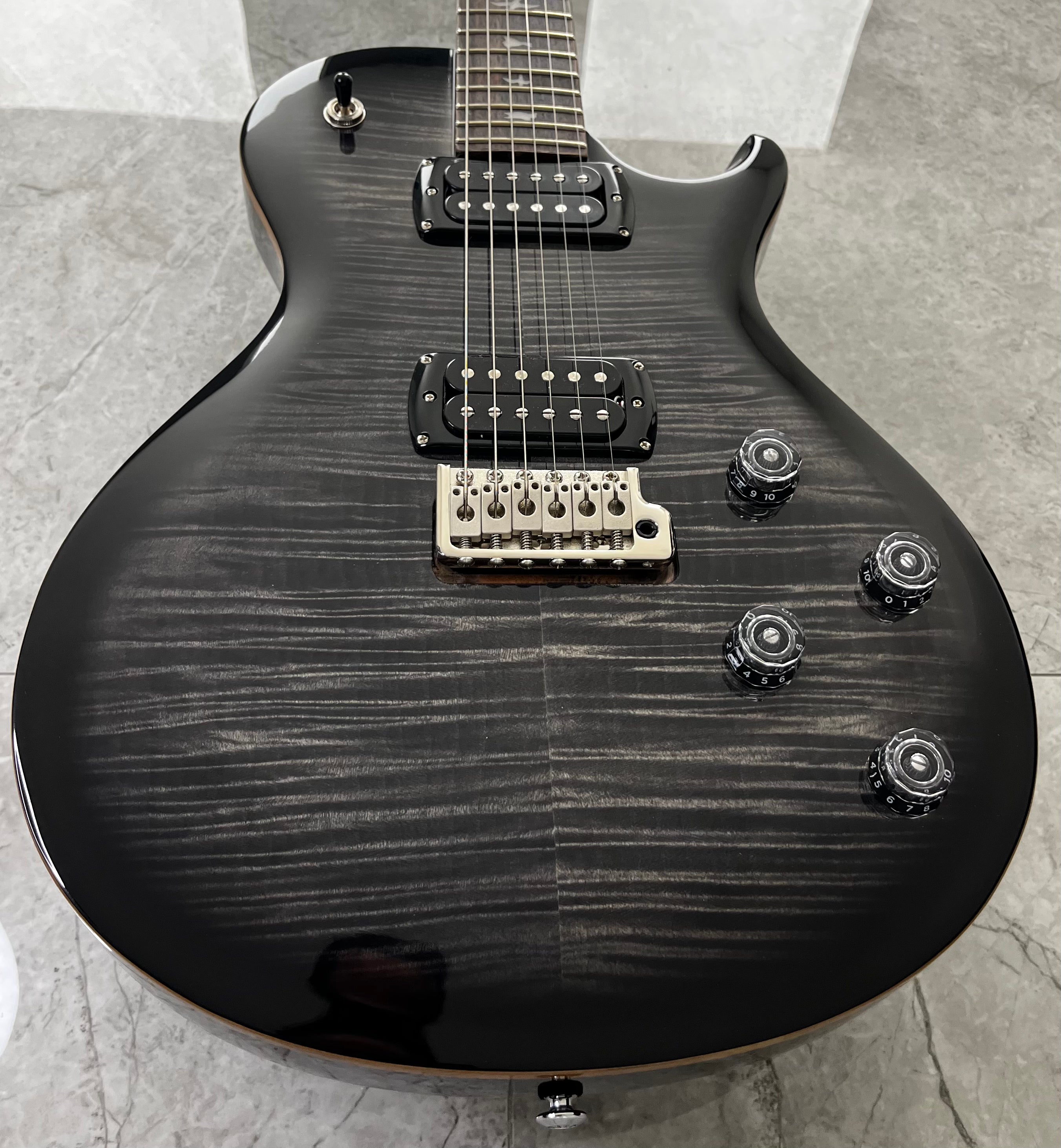 PRS Guitars SE Mark Tremonti Electric Guitar with Gigbag - Charcoal Burst 116004::CA SERIAL NUMBER CTII004721 - 8 LBS 15 OZ