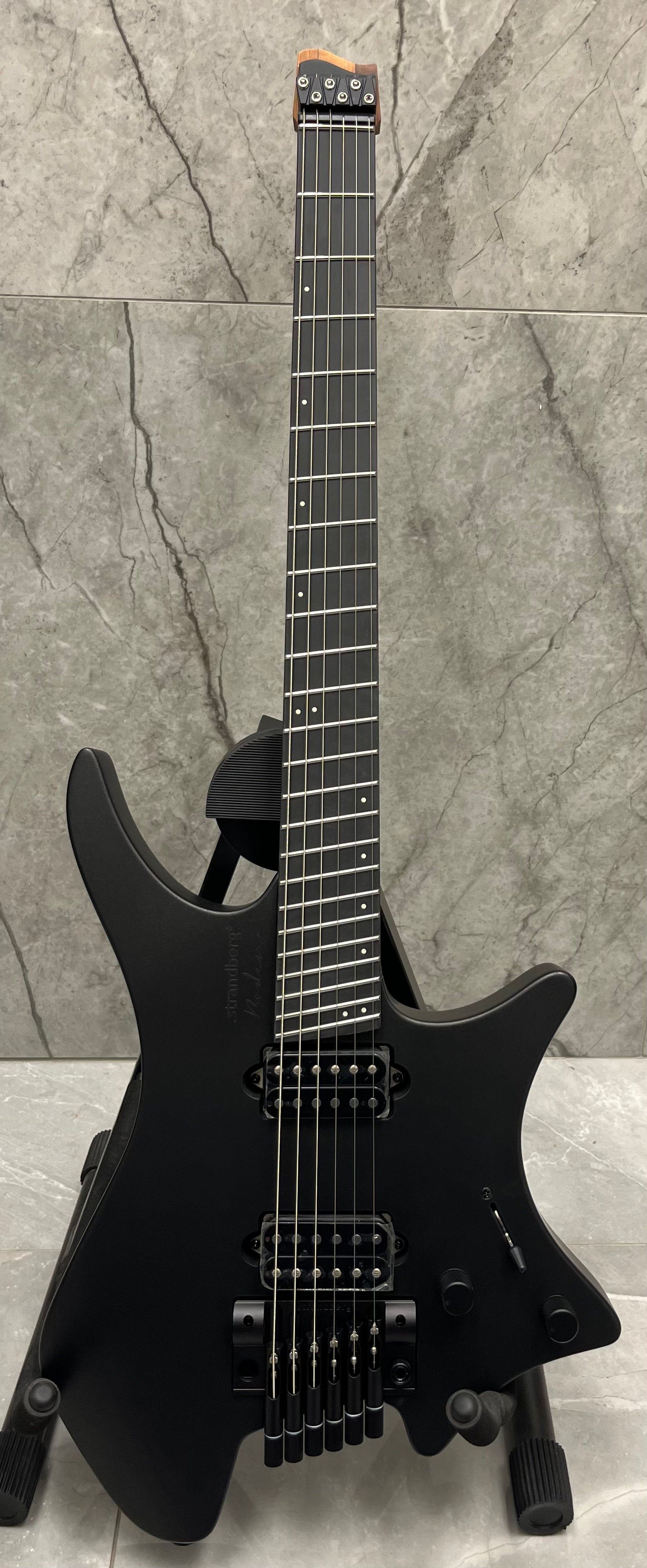 Strandberg Boden Metal NX 6 Tremolo Black Granite BD6TCT-24M-L-M-BK SERIAL NUMBER C2505633 - 5 LBS 1 OZ