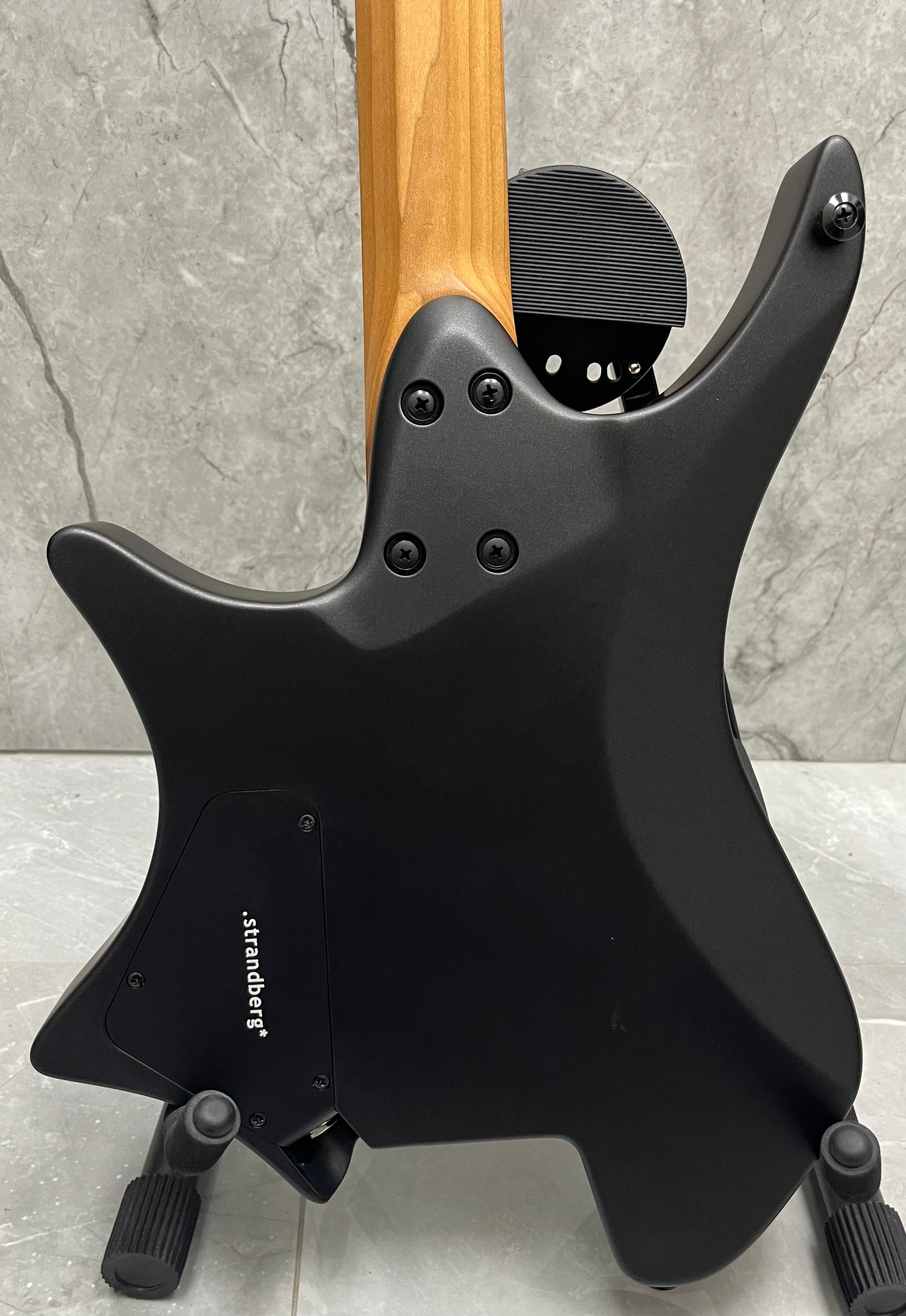 Strandberg Boden Essential 6 Black Granite BD6CT-24E-R-S-BK SERIAL NUMBER C2506215 - 5 LBS 3OZ