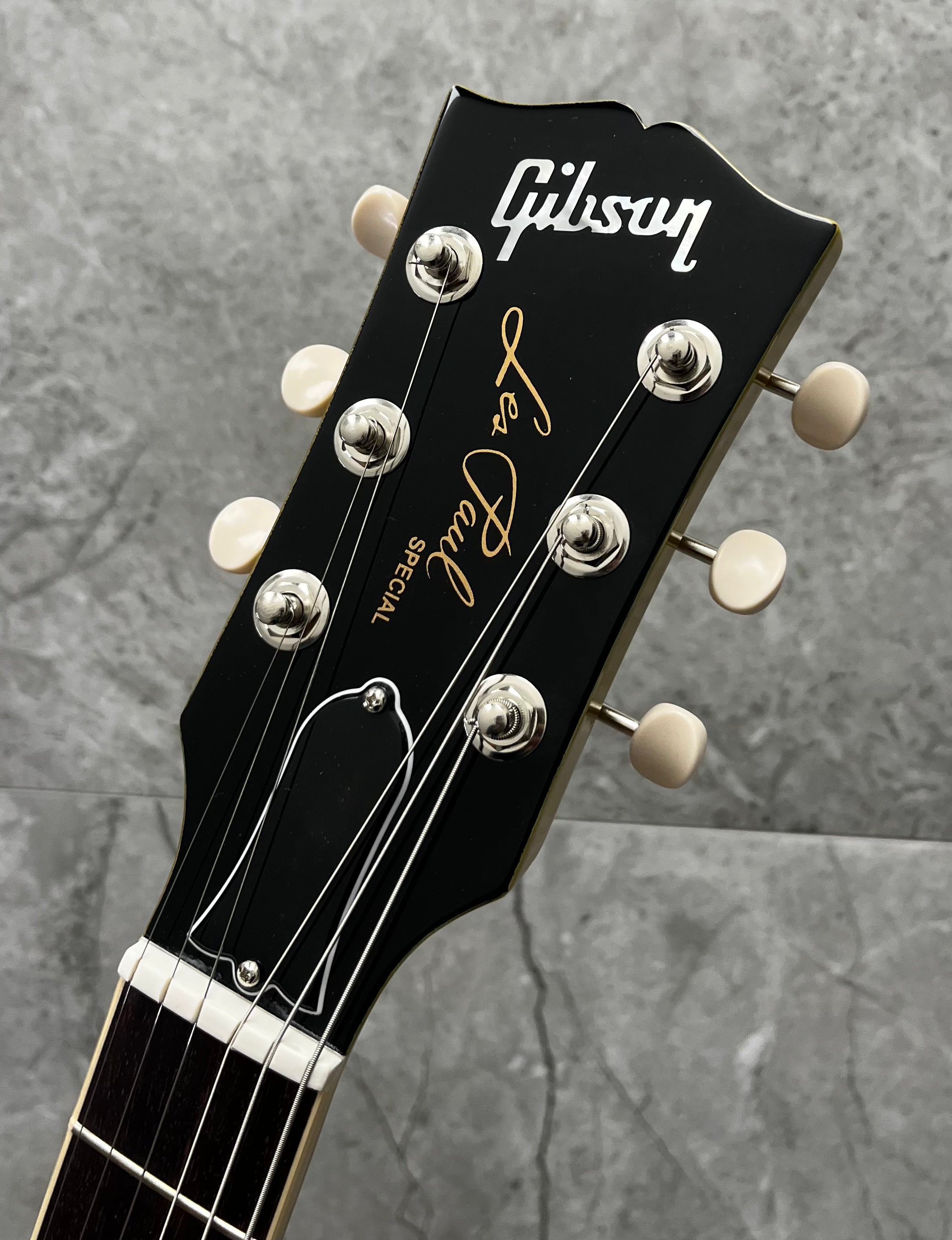 Gibson USA Les Paul Special Left Handed - TV Yellow LPSP00TVNHLH SERIAL NUMBER 208360047 - 8 LBS 10 OZ