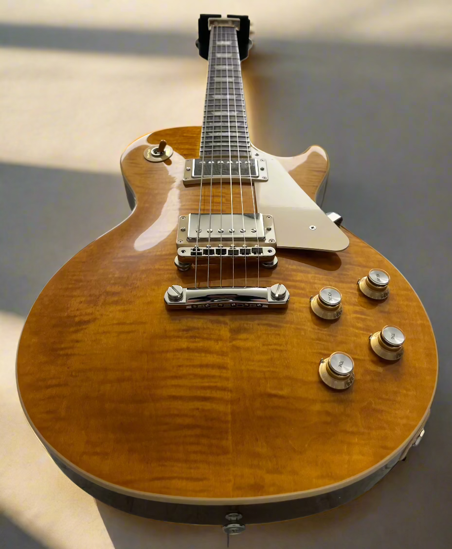 Gibson USA Les Paul Standard 60s Figured Flame Top - Honey Amber LPS600HYNH SERIAL NUMBER 202750273 - 9.6 LBS