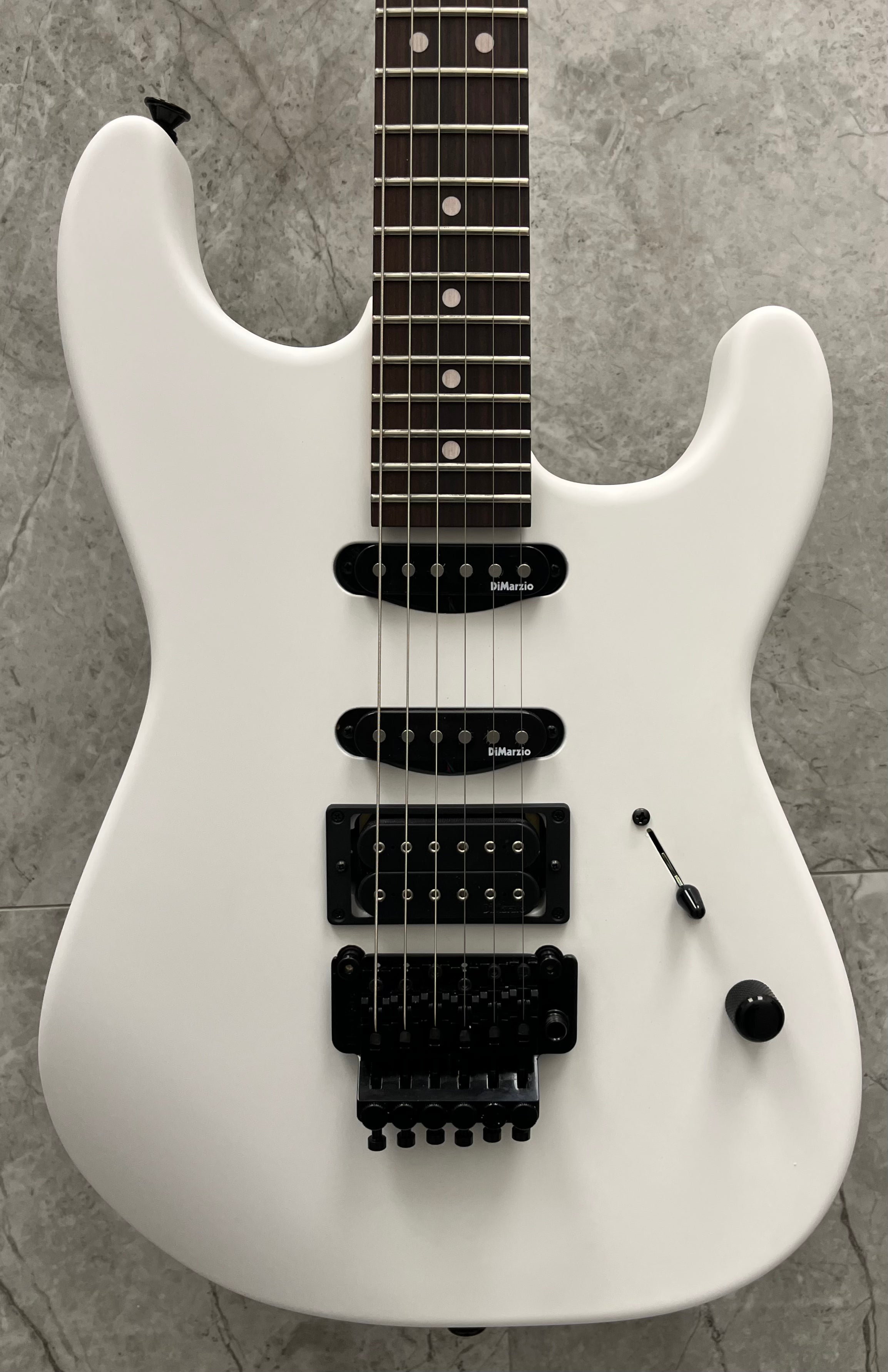 ギター Charvel ProMod SanDimas  White Charvel Pro-Mod San Dimas Style 1 HSS FR Electric Guitar